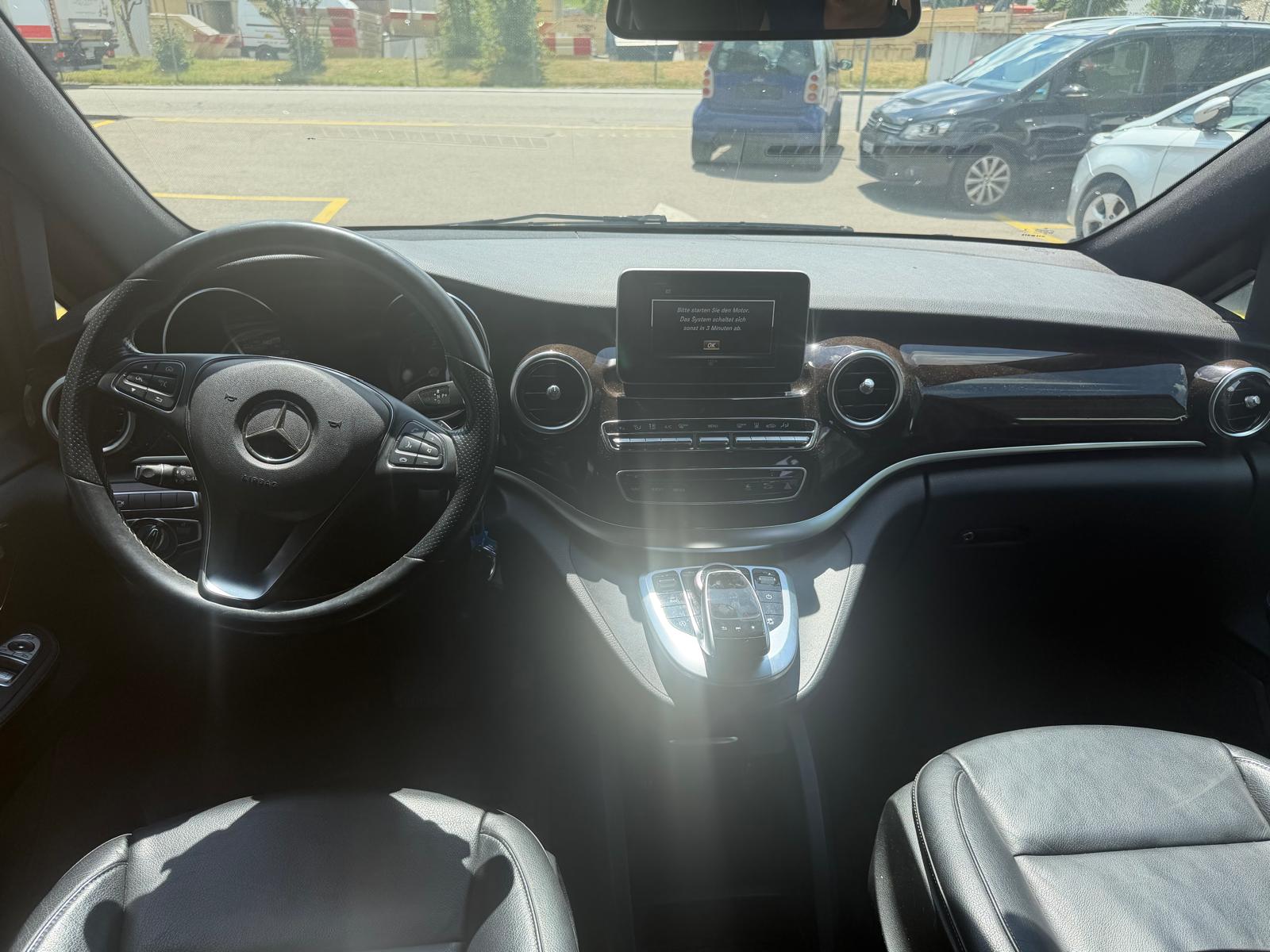 MERCEDES-BENZ V 250 d Avantgarde lang 4Matic 7G-Tronic-image-9