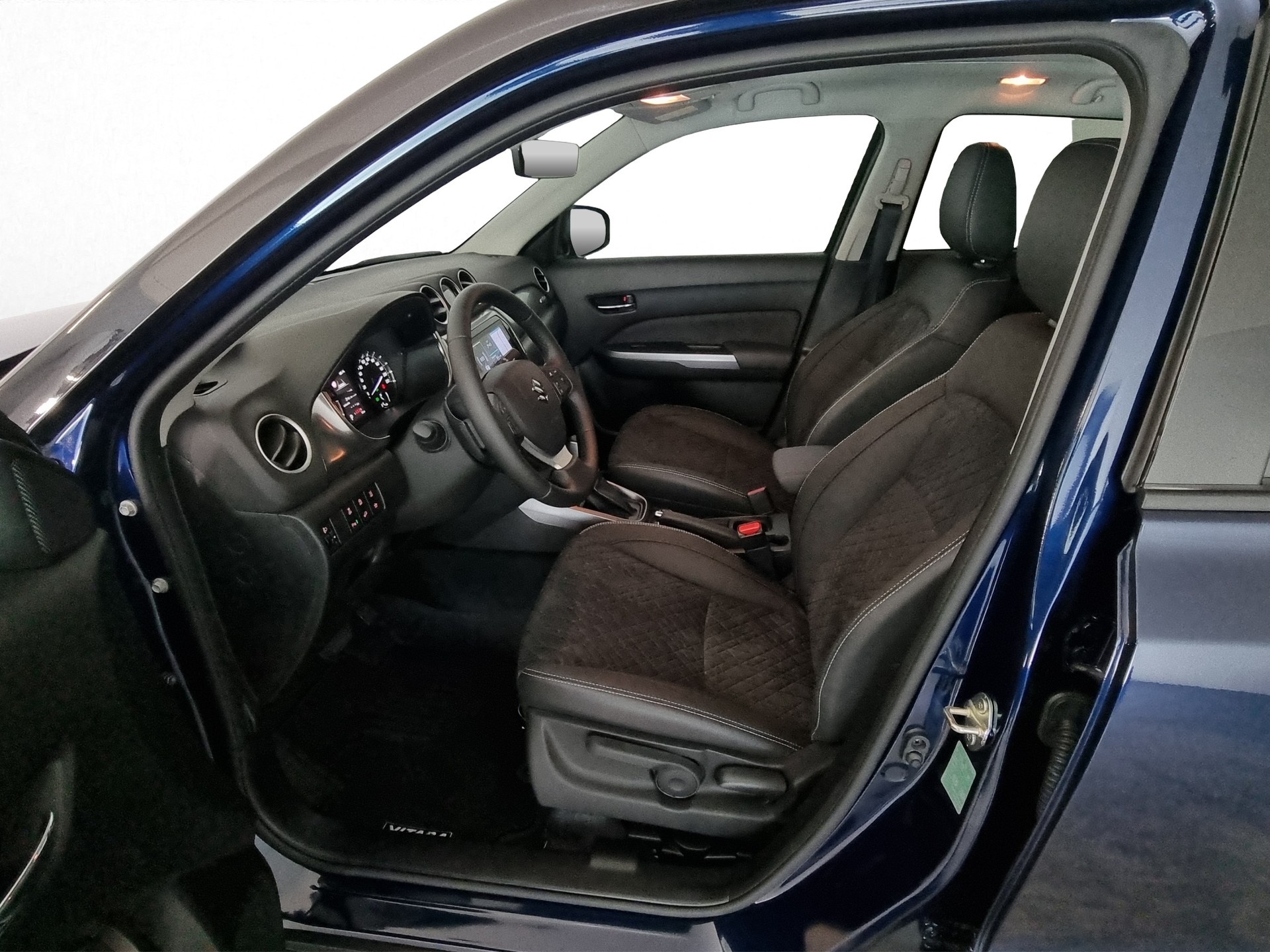SUZUKI Vitara 1.4 Compact Top Hyb. 4x4 AT-image-5