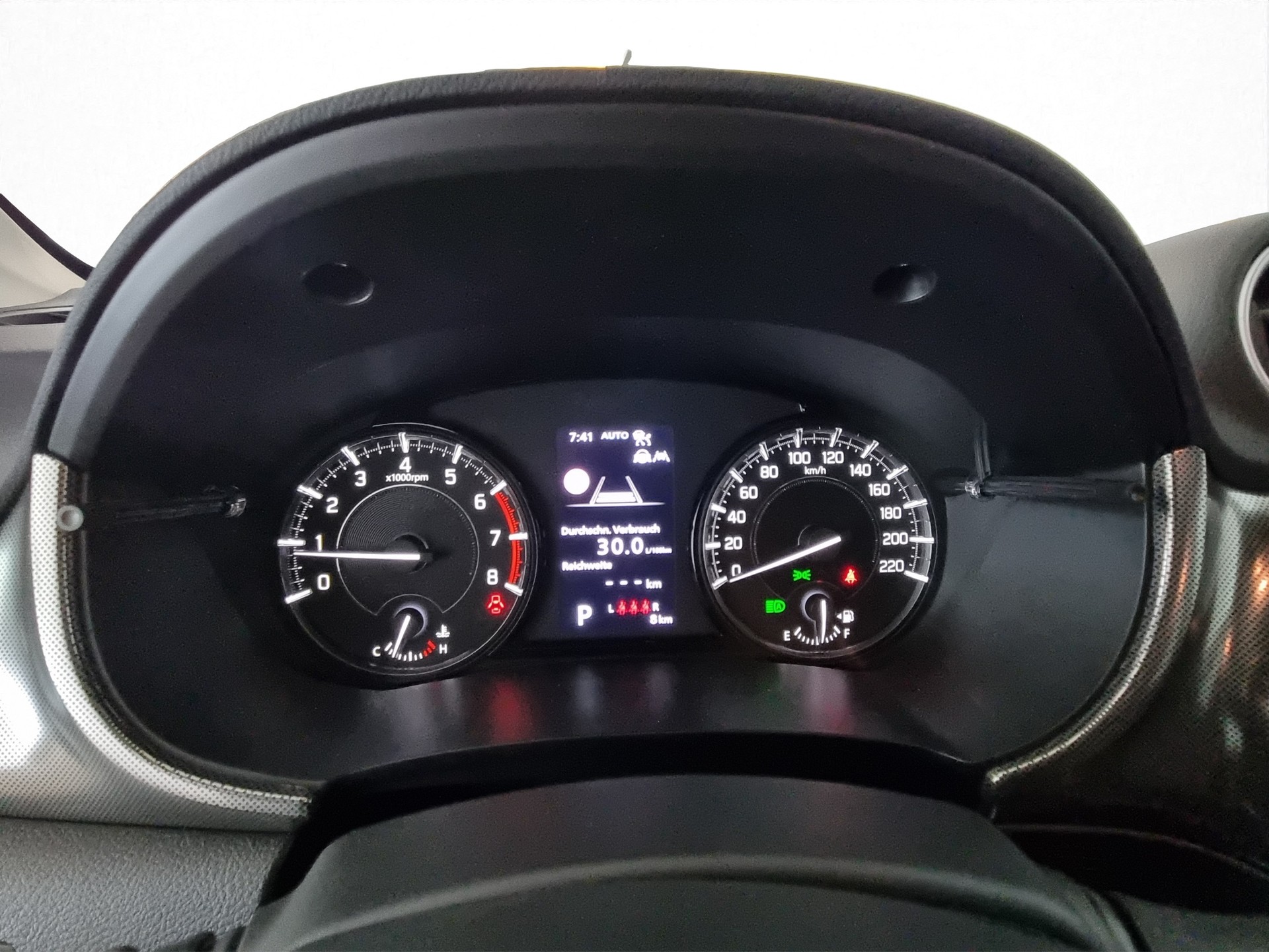 SUZUKI Vitara 1.4 Compact Top Hyb. 4x4 AT-image-10