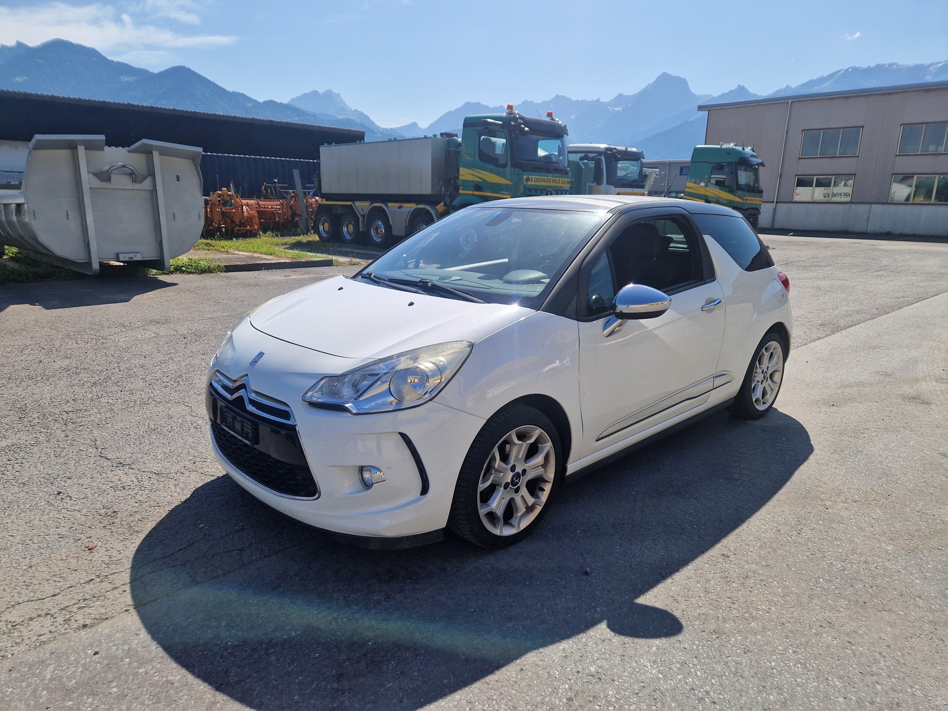 DS AUTOMOBILES DS3 1.6 VTi Ultra Prestige-image-0