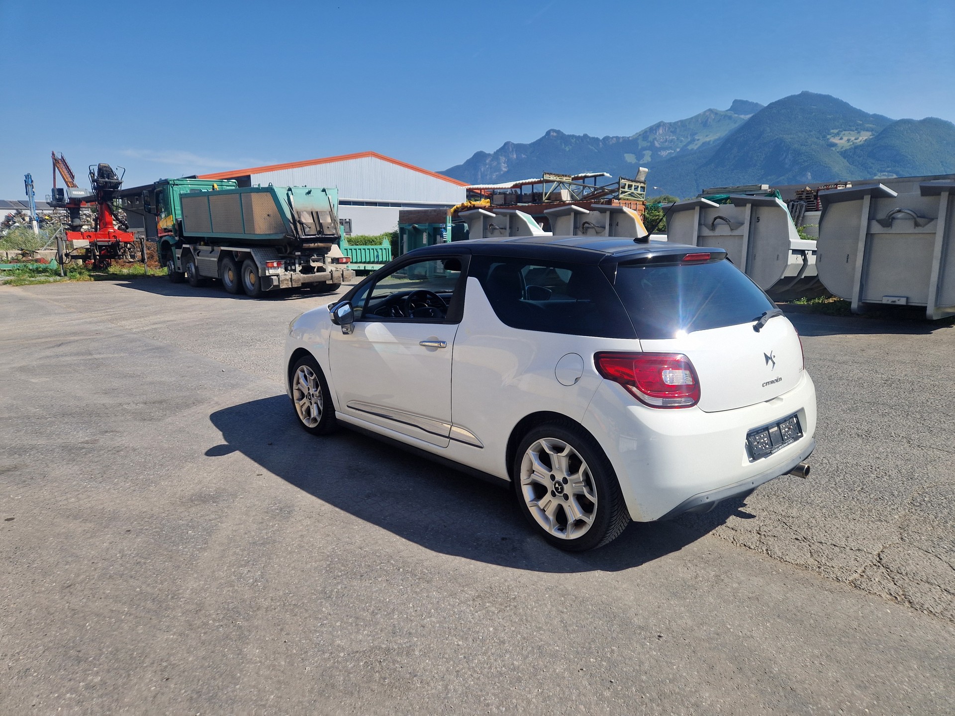 DS AUTOMOBILES DS3 1.6 VTi Ultra Prestige-image-5