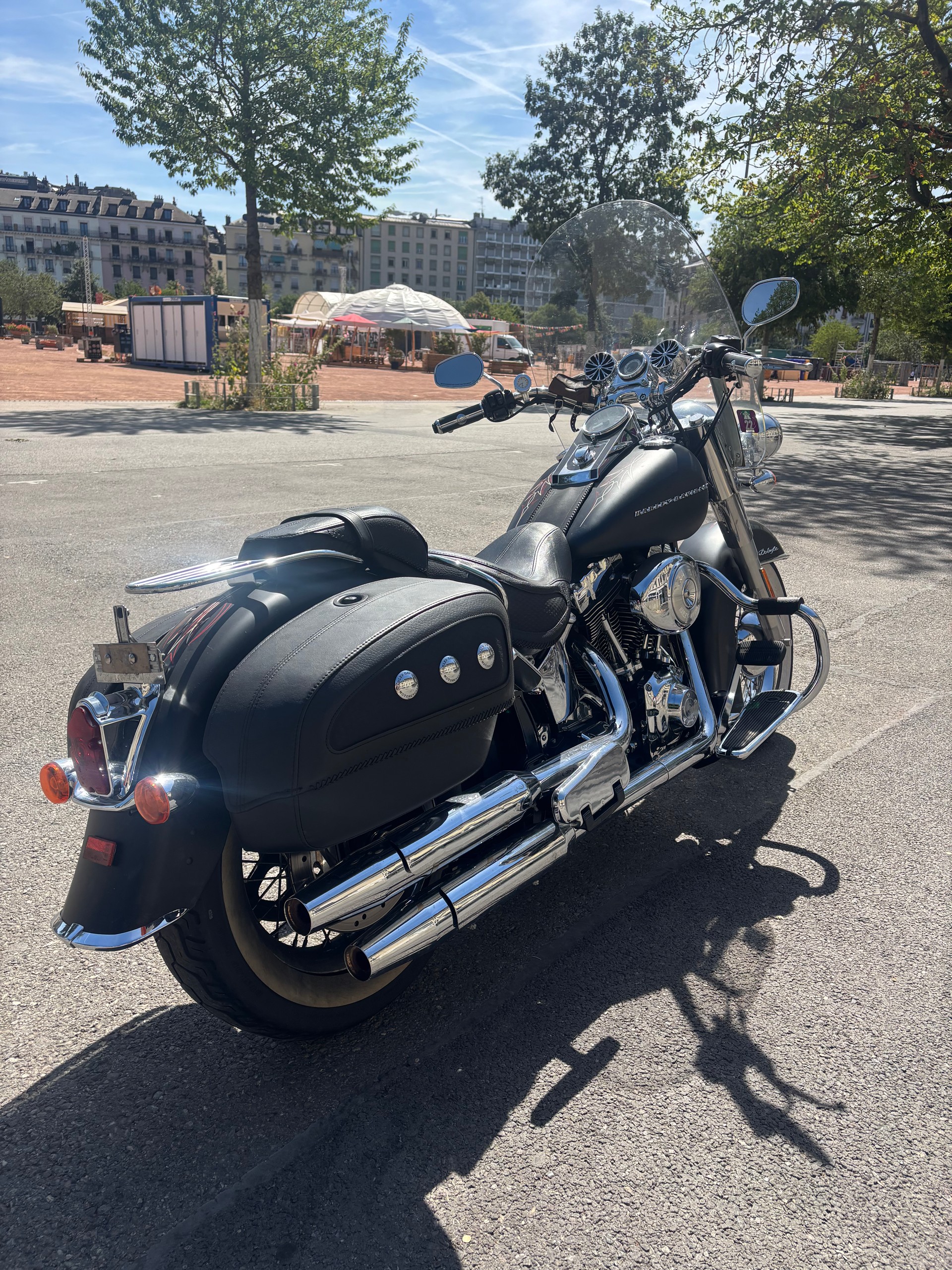 HARLEY-DAVIDSON FLSTNI Softail Deluxe-image-1