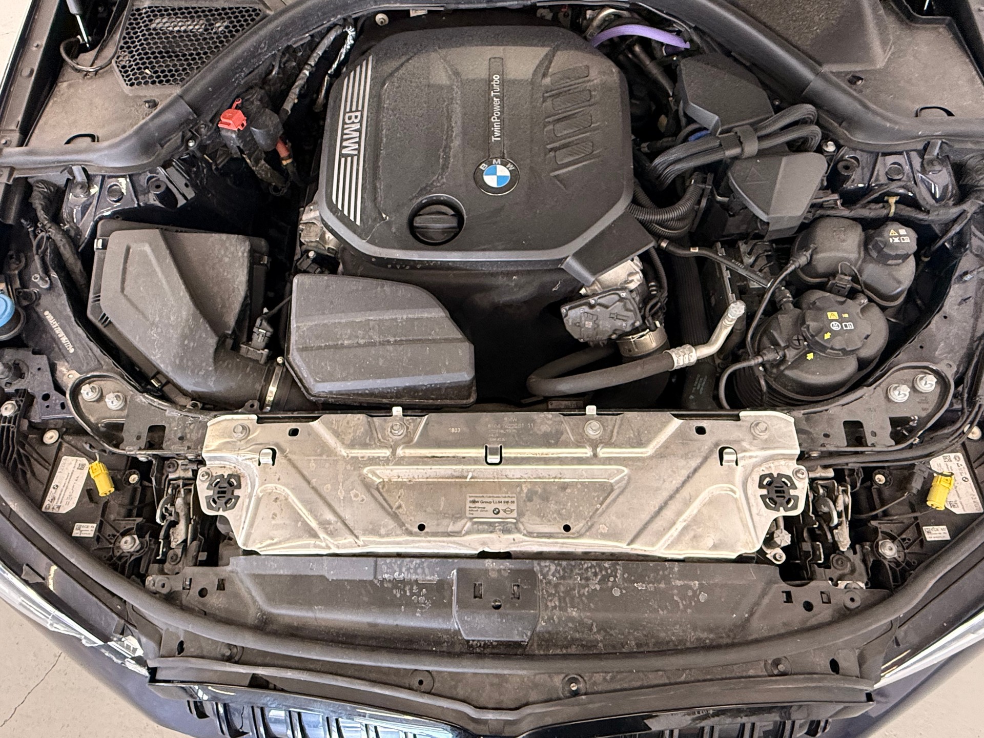 BMW 320d xDrive 48V Touring Steptronic M Sport-image-8