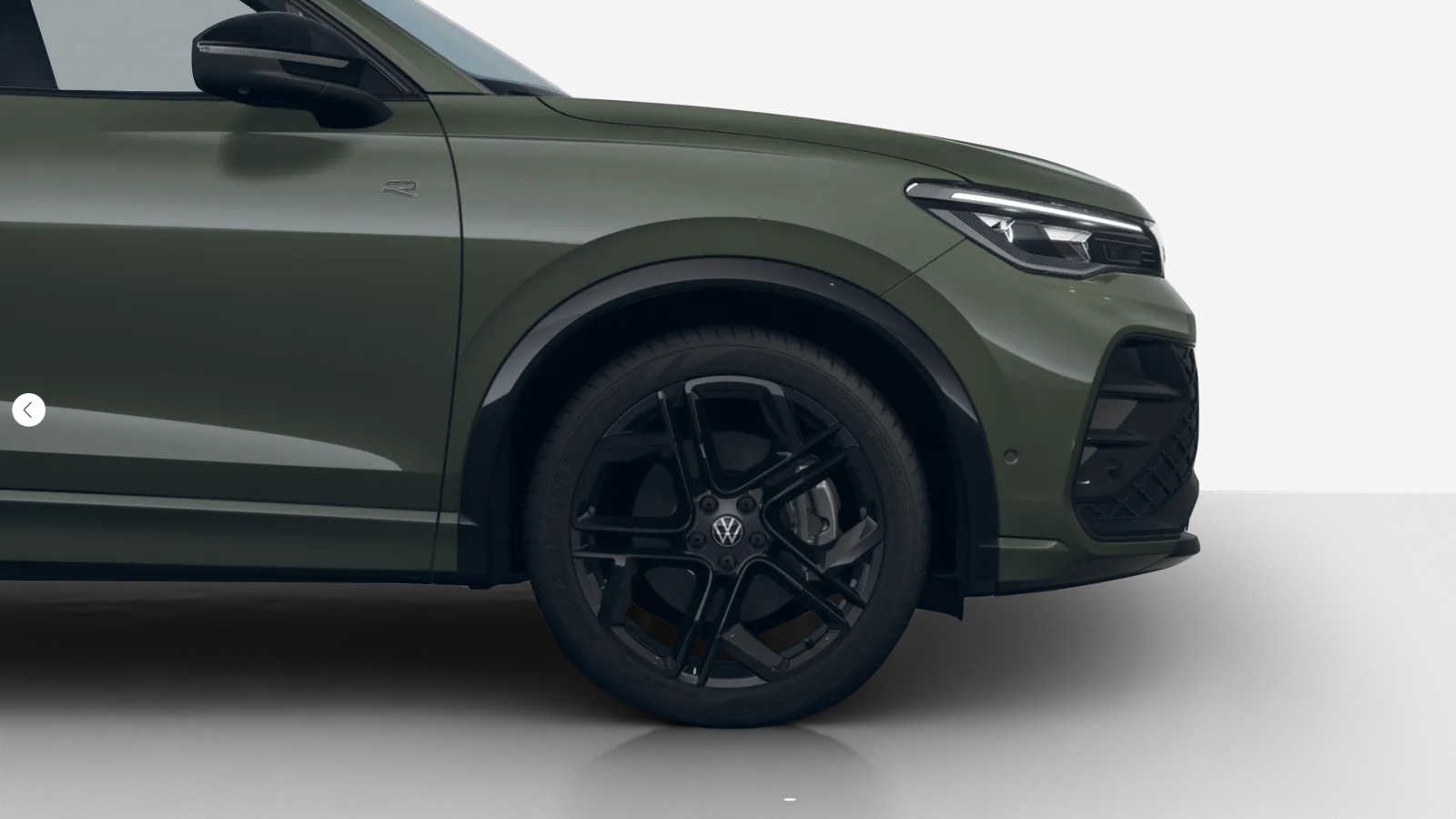 VW Tiguan 2.0 TSI DSG R-Line 4Motion-image-3