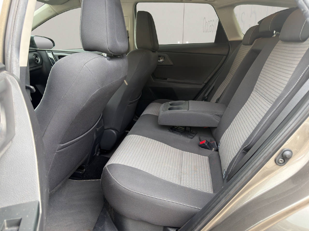 TOYOTA Auris Touring Sports 1.8 HSD T-image-9