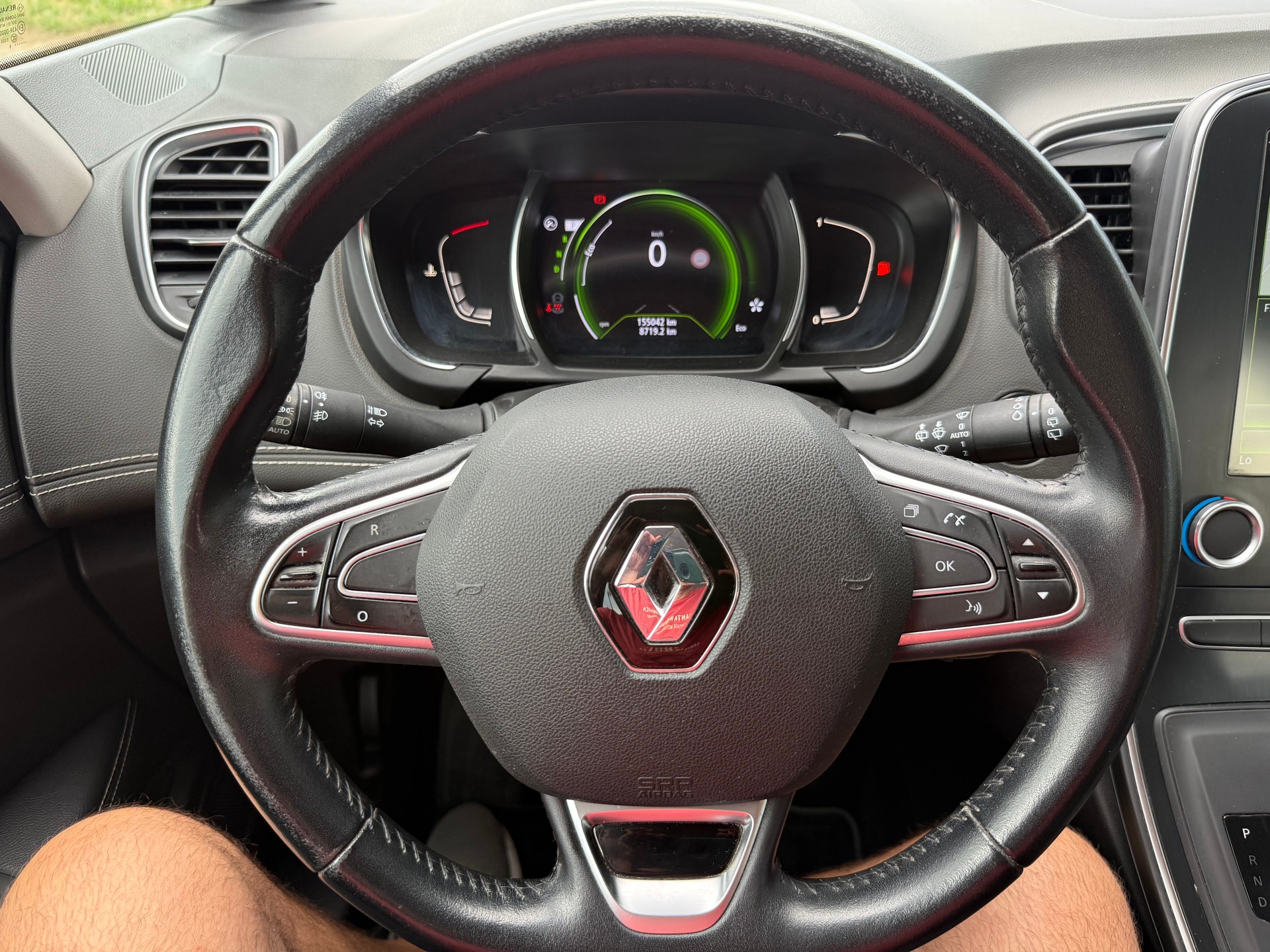 RENAULT Grand Scénic 1.3 16V Turbo Intens EDC-image-13