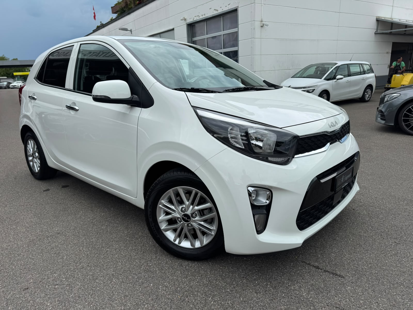 KIA Picanto 1.0 CVVT First Edition AMT-image-2