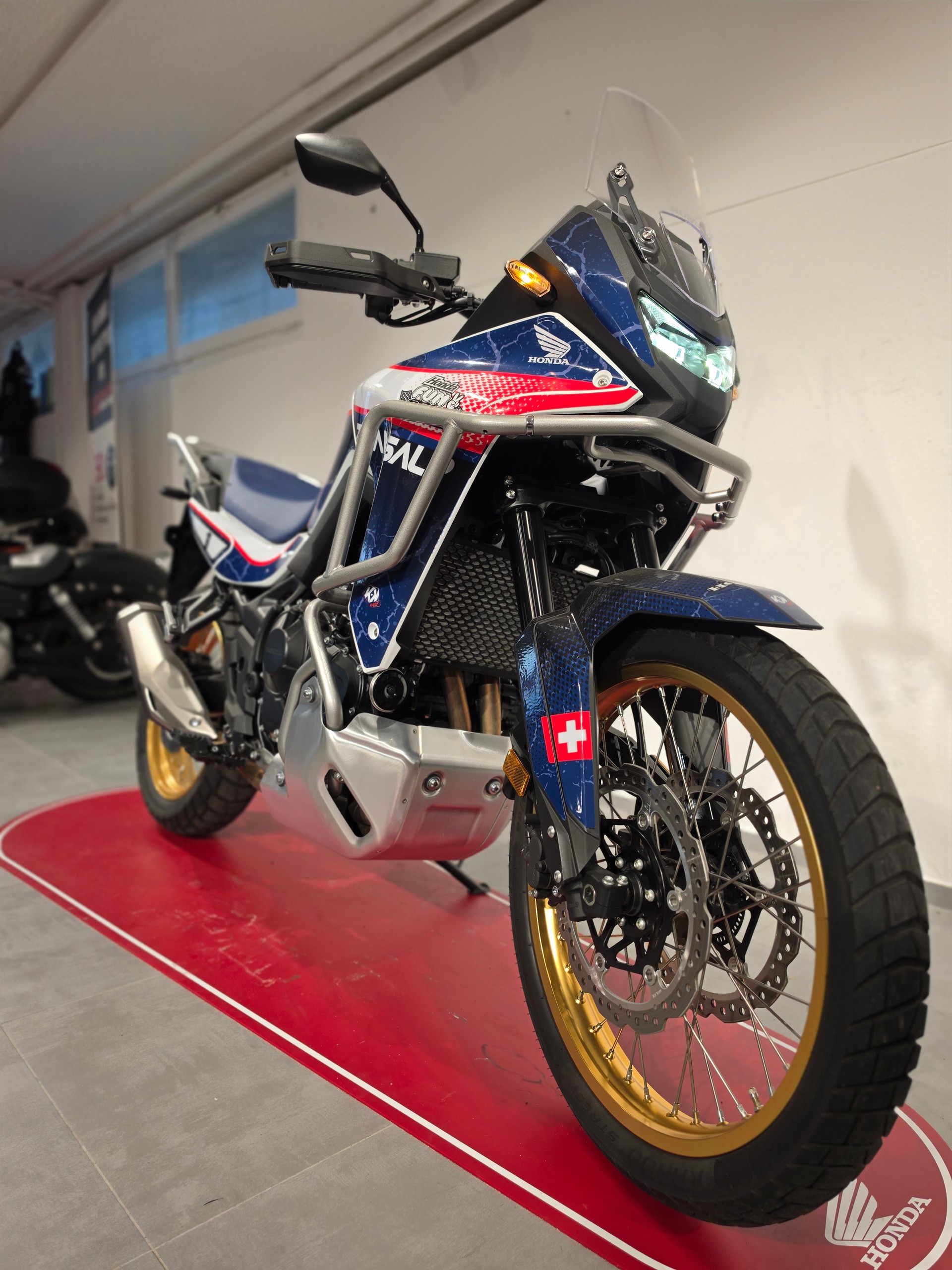 HONDA XL 750 Transalp-showroom-element-2
