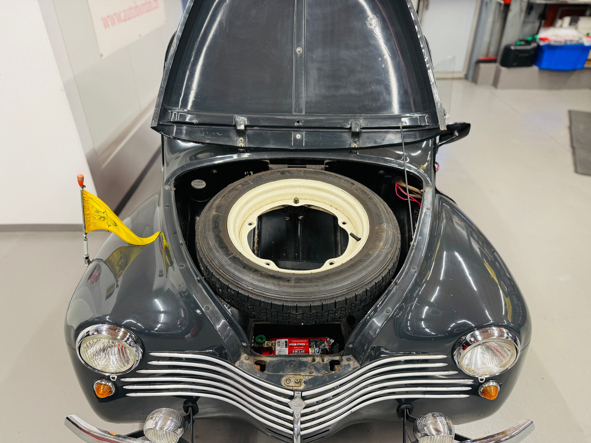 RENAULT 4 CV Heck R 1060 Veteran-image-11