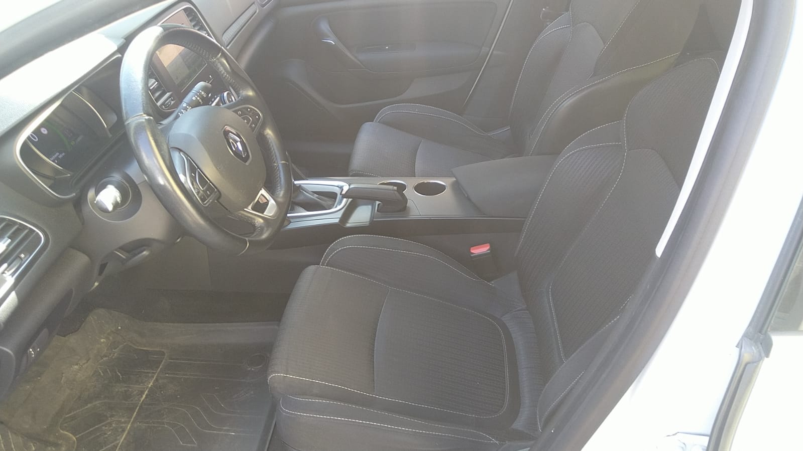 RENAULT Mégane Grandtour 1.5 dCi Business Line EDC-image-6