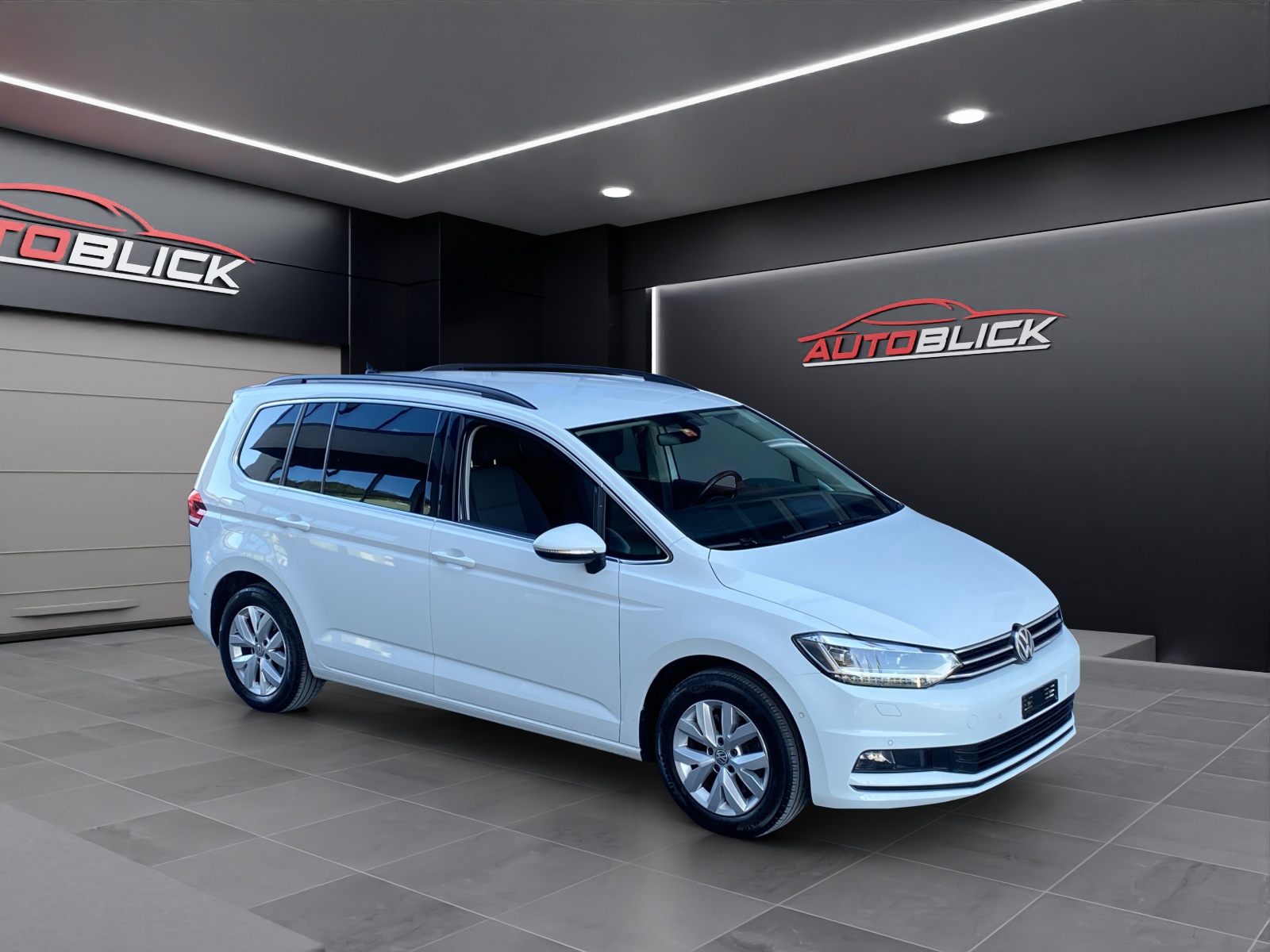 VW Touran 1.5 Benzin TSI 150-PS DSG-Automat 7-Plätzer Frisch MFK & ab Service Schweizer Fahrzeug aus erster Schweizer Hand-image-2
