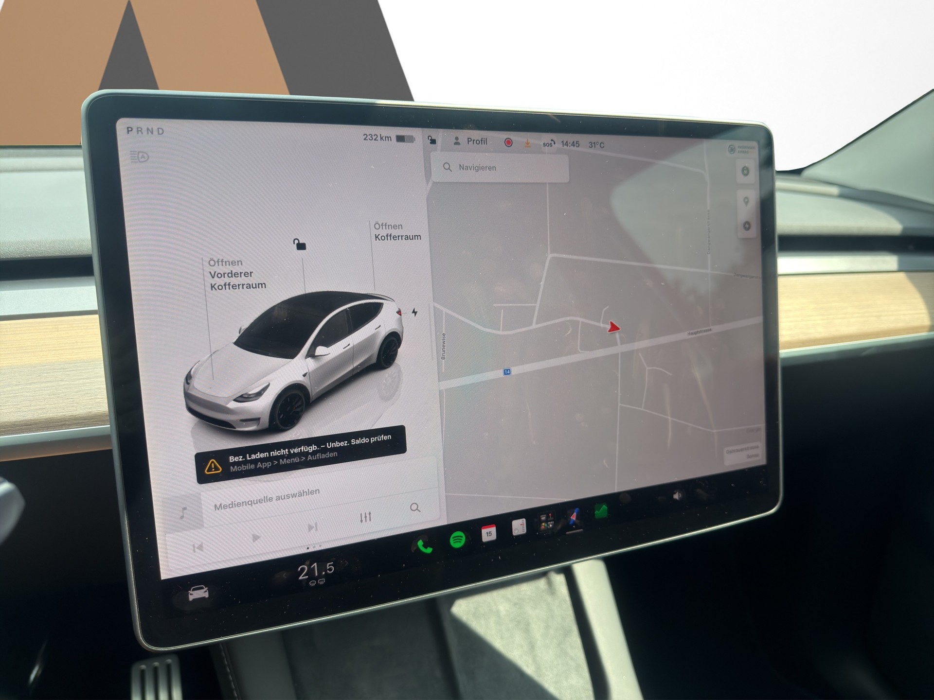 TESLA Model Y Performance D-image-22