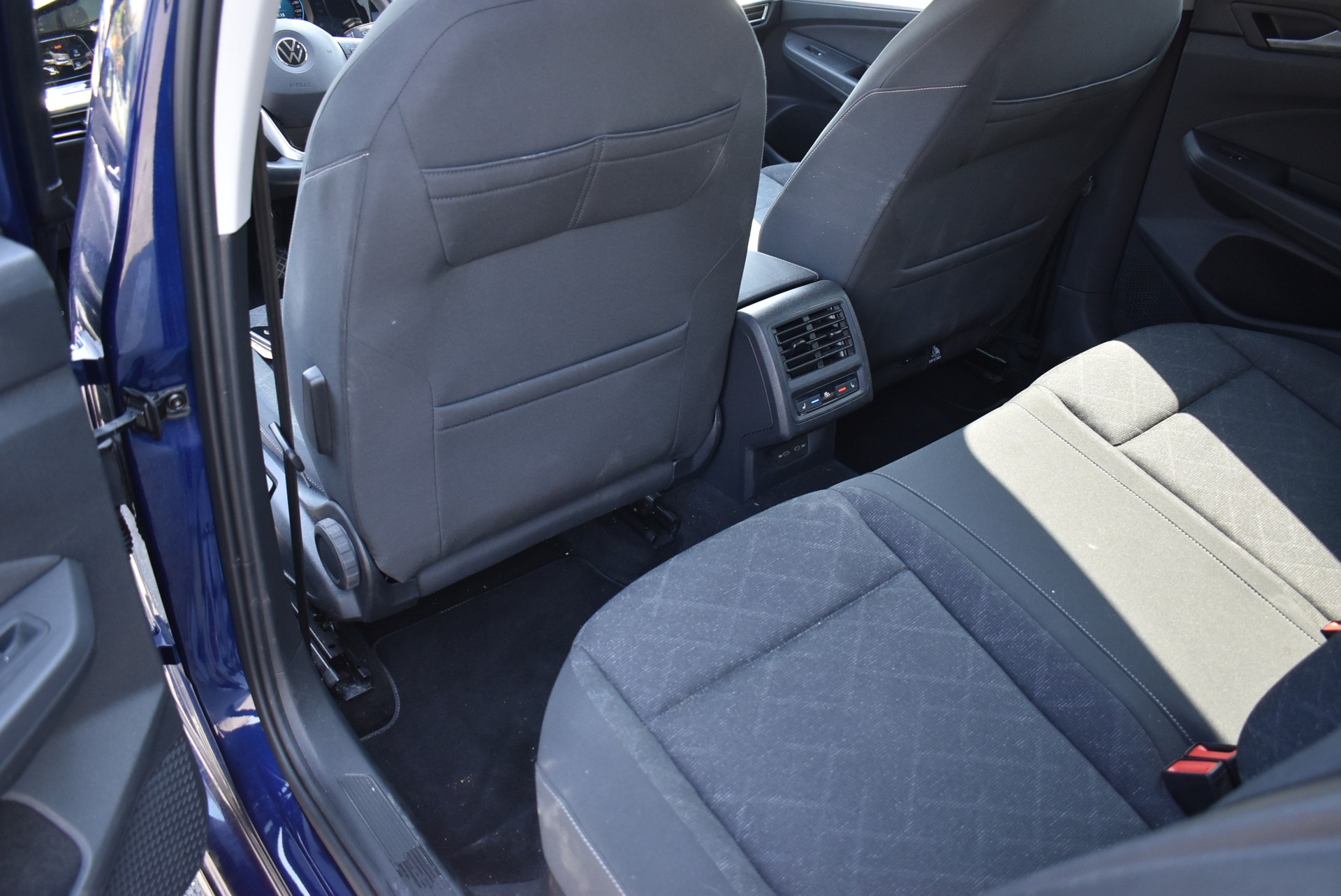 VW Golf 1.0 TSI Life-image-3