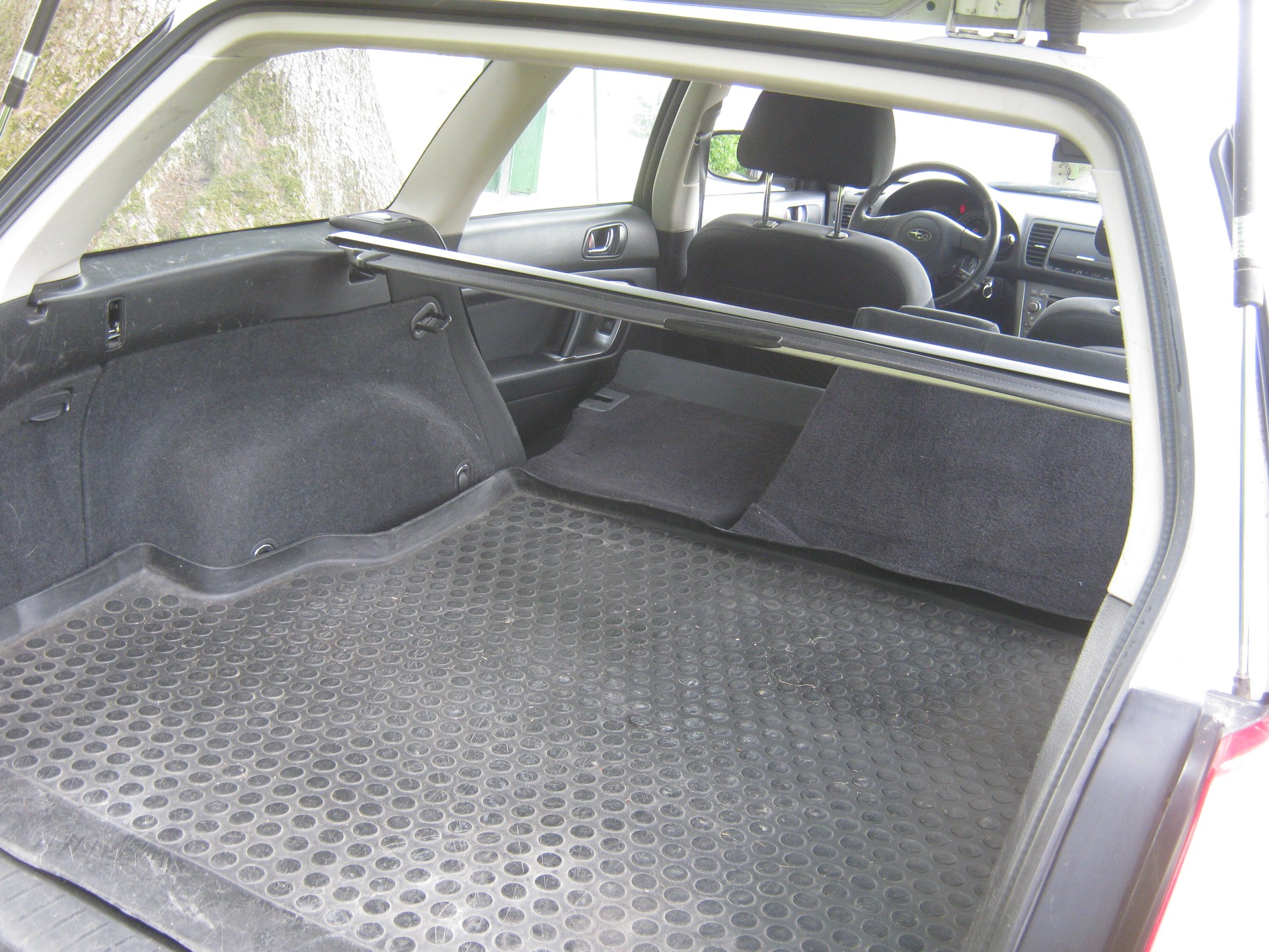 SUBARU Outback 2.5i AWD-image-14