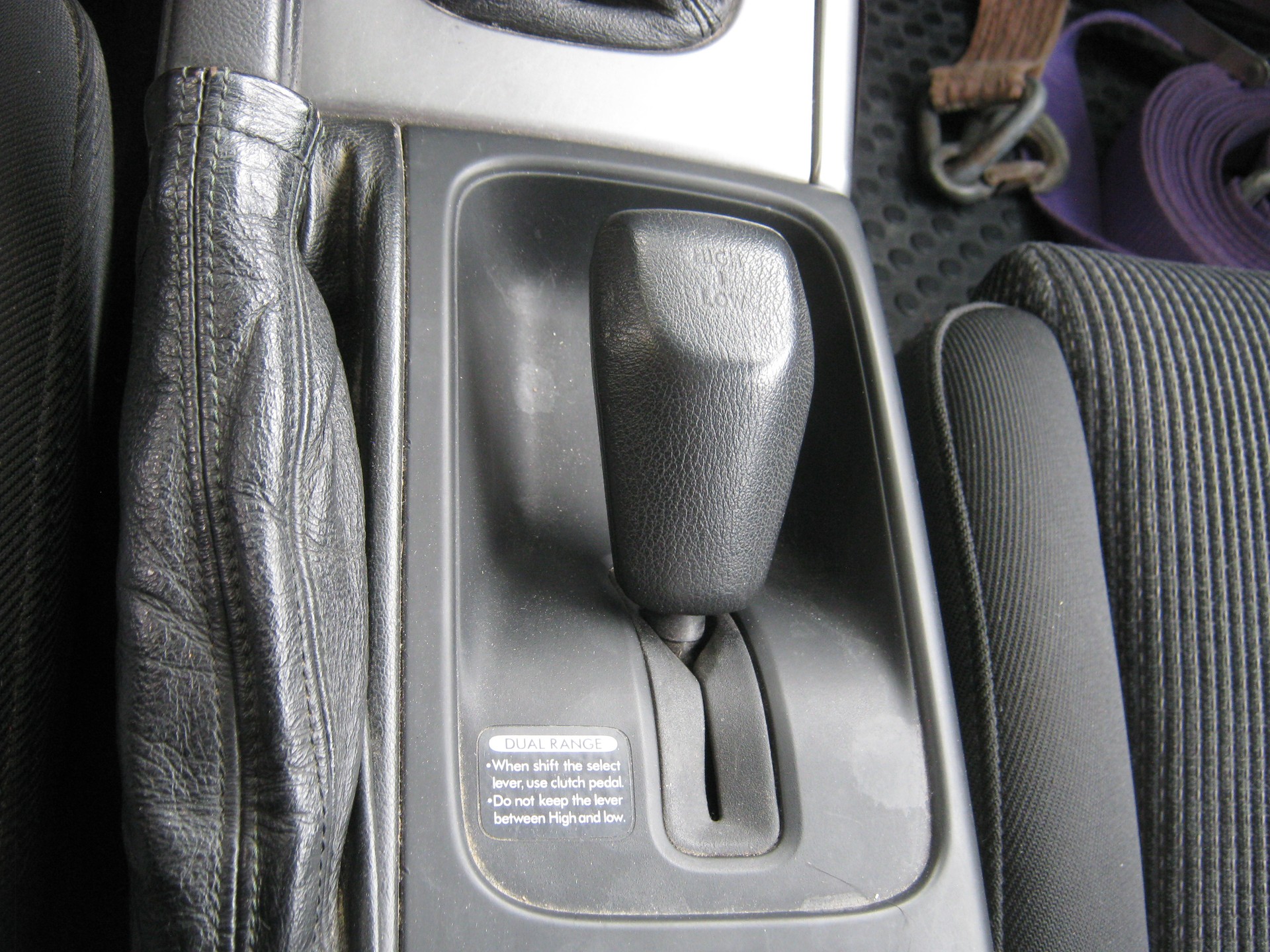 SUBARU Outback 2.5i AWD-image-9
