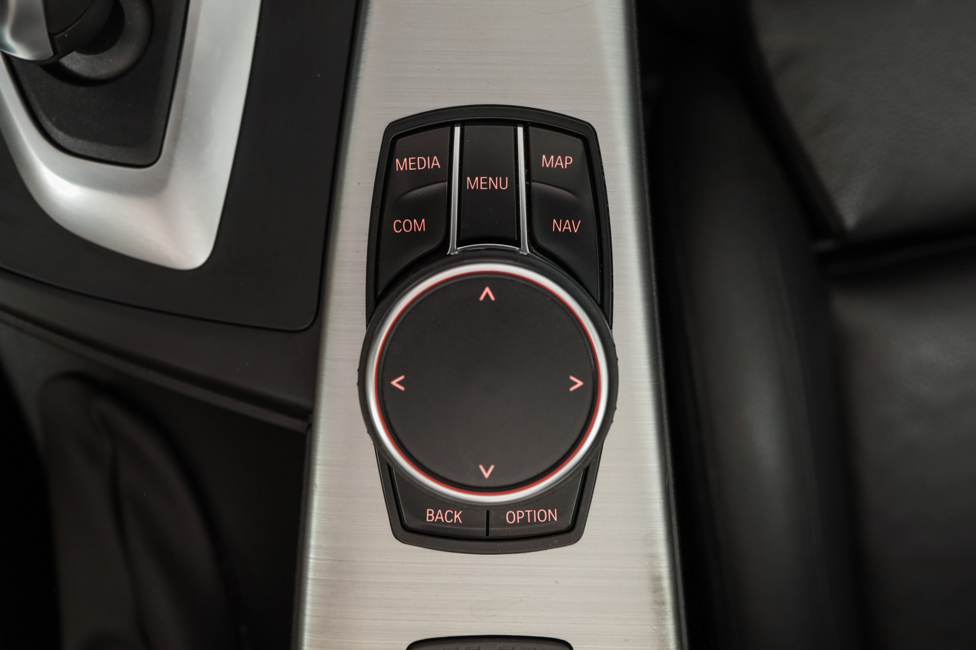 BMW 440i Cabriolet xDrive M Sport Steptronic-image-17