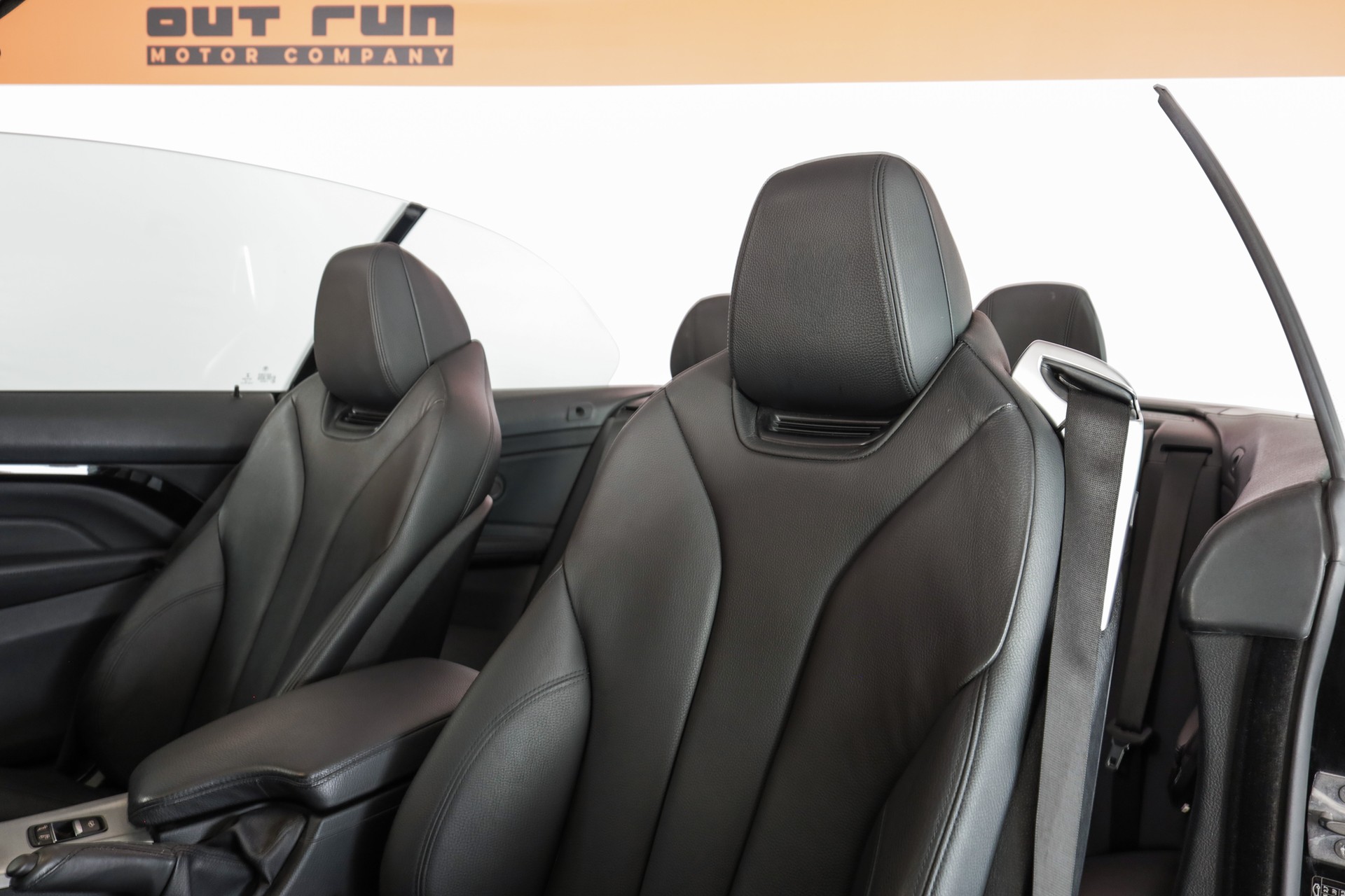BMW 440i Cabriolet xDrive M Sport Steptronic-image-11