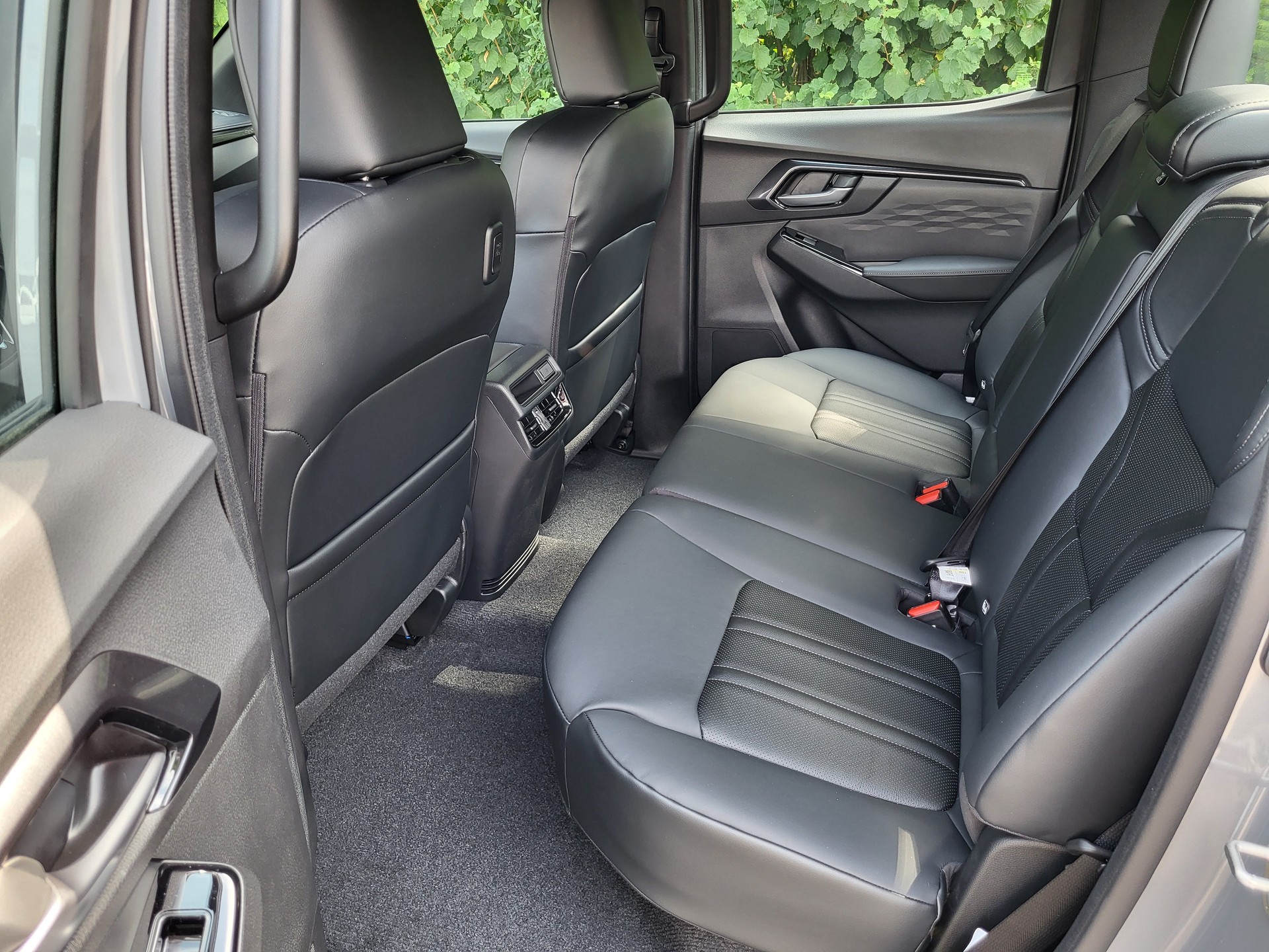 ISUZU D-MAX CrewCab Nitro Sport 2.2 DMS 4x4-image-5