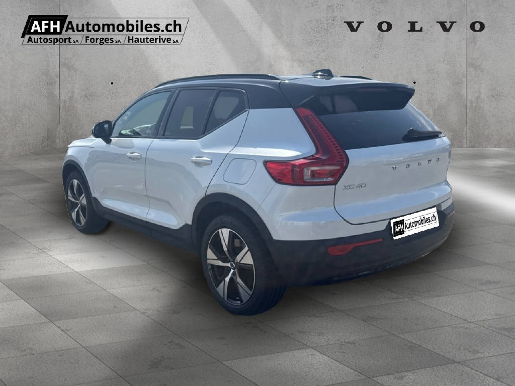 VOLVO XC40 P8 Twin R-Design AWD-image-2