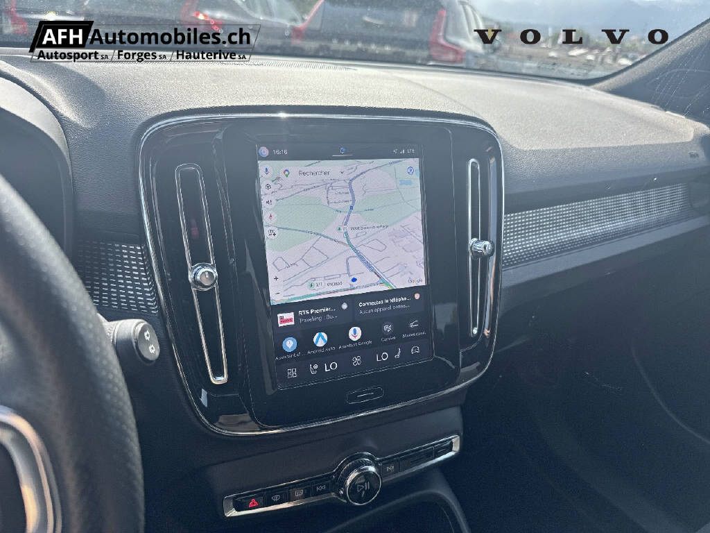 VOLVO XC40 P8 Twin R-Design AWD-image-15