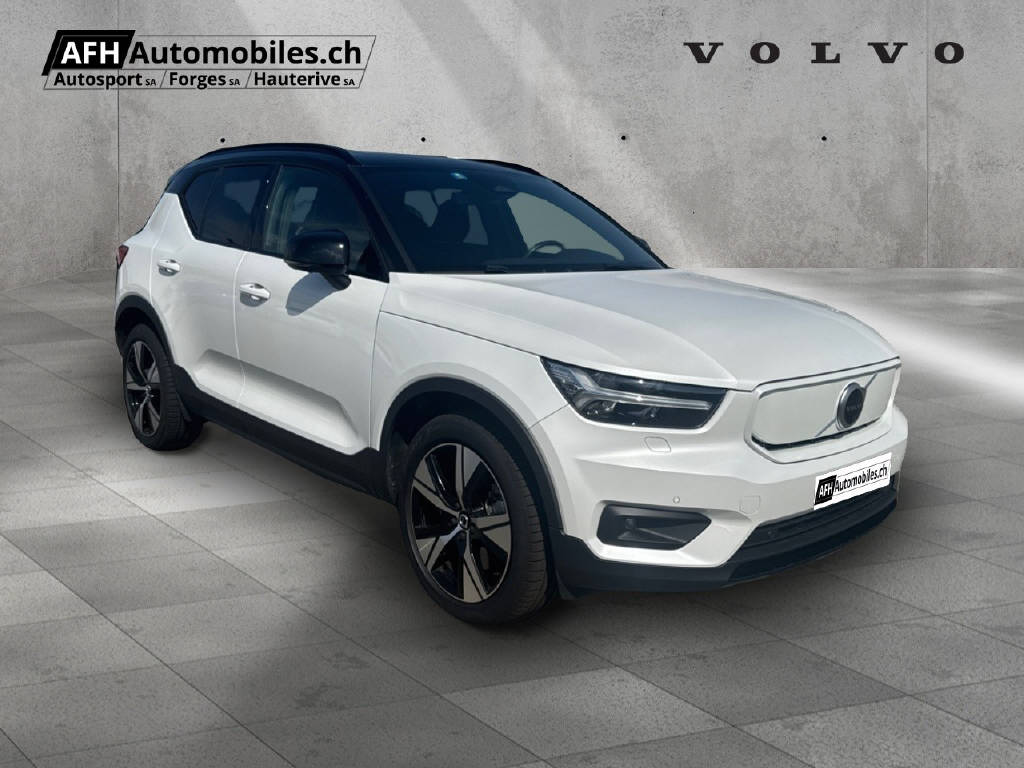 VOLVO XC40 P8 Twin R-Design AWD-image-6