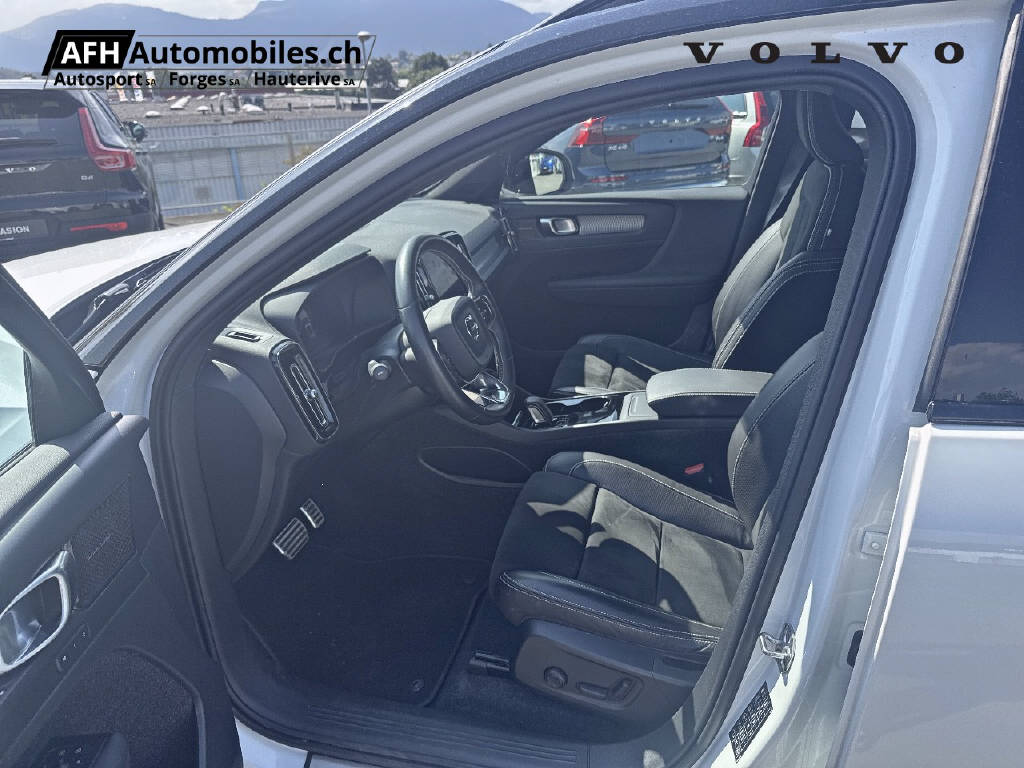 VOLVO XC40 P8 Twin R-Design AWD-image-10