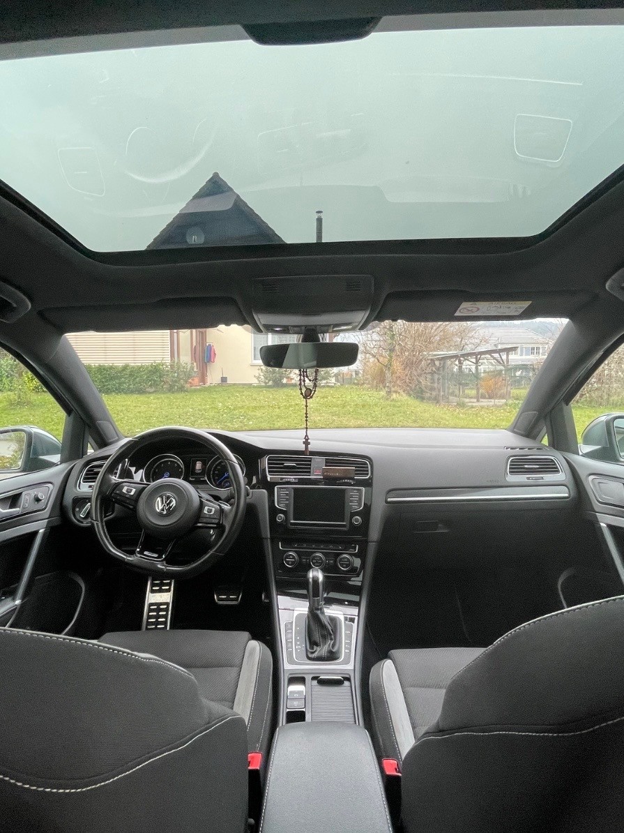 VW 2.0 TSI R DSG 4motion-image-4