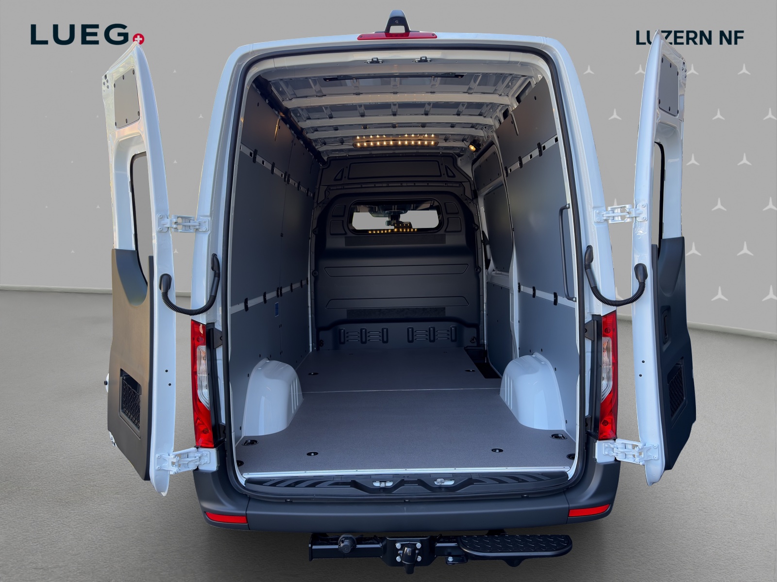 MERCEDES-BENZ Sprinter 317 CDI S Pro 9G-TRONIC-image-11