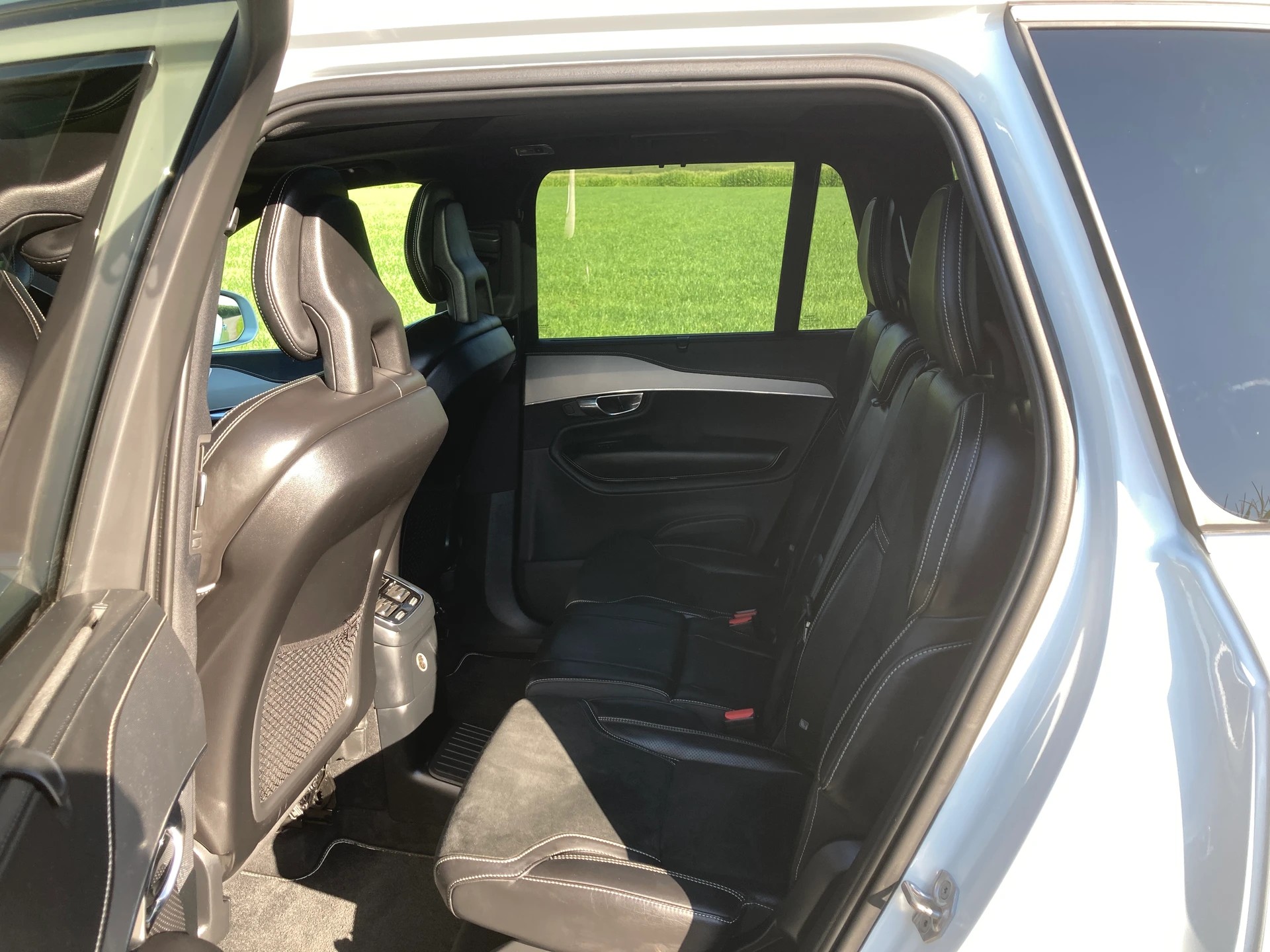 VOLVO XC90 T8 AWD R-Design Geartronic 7 Sitzer-image-6