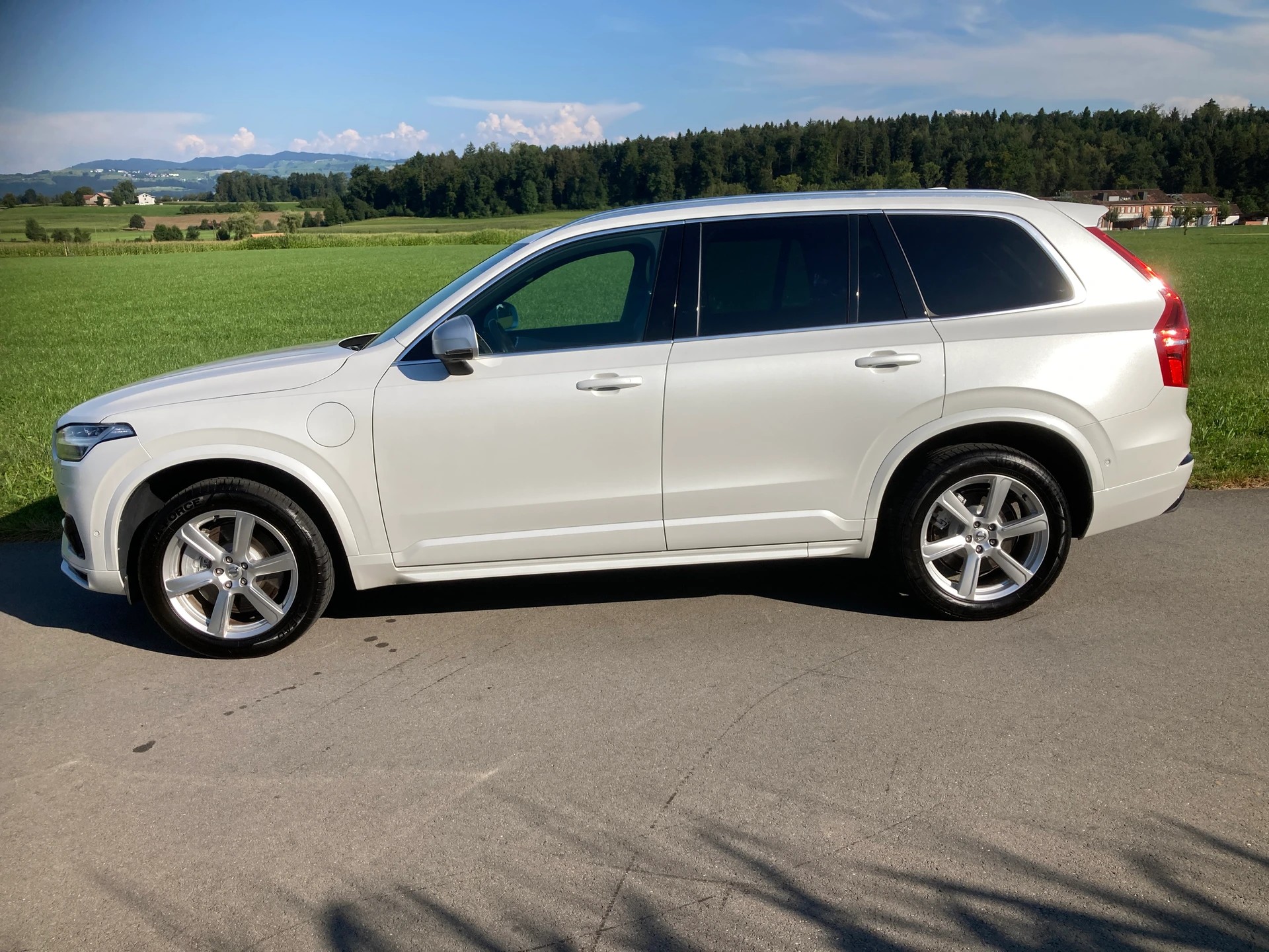 VOLVO XC90 T8 AWD R-Design Geartronic 7 Sitzer-image-4
