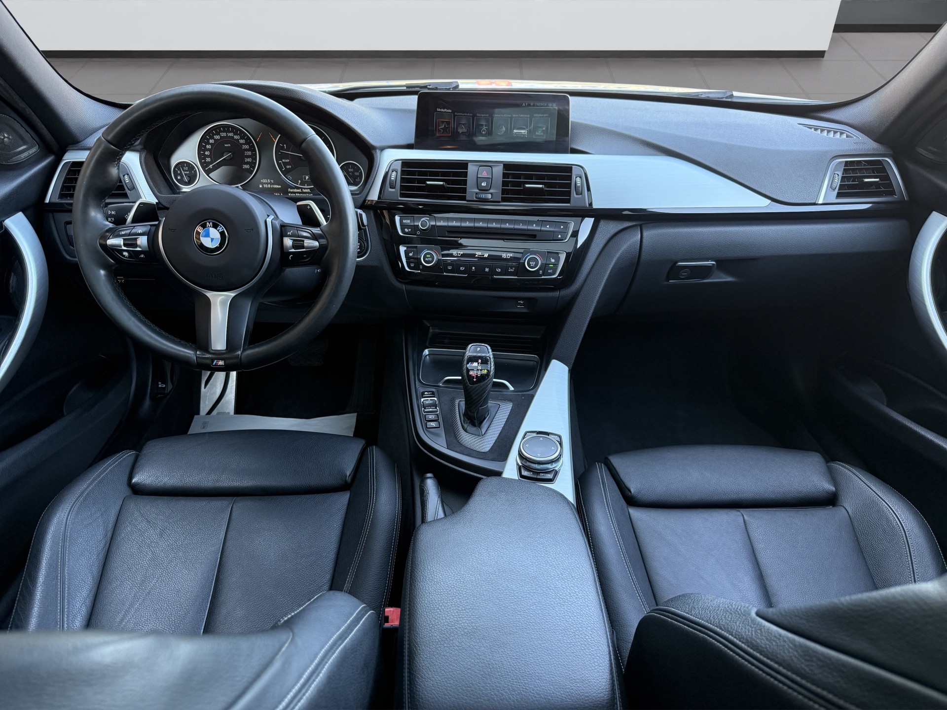 BMW 335d xDrive Touring M Sport Line Steptronic-image-12