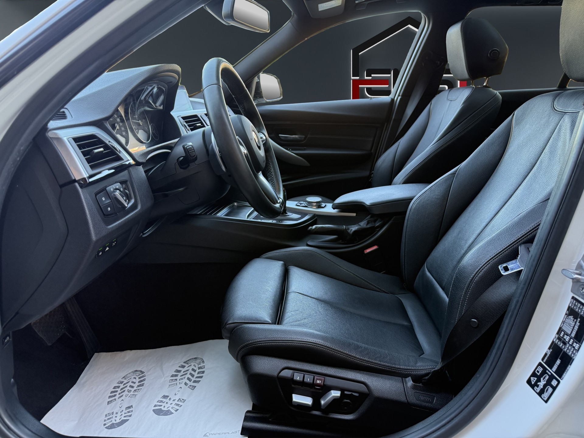 BMW 335d xDrive Touring M Sport Line Steptronic-image-8