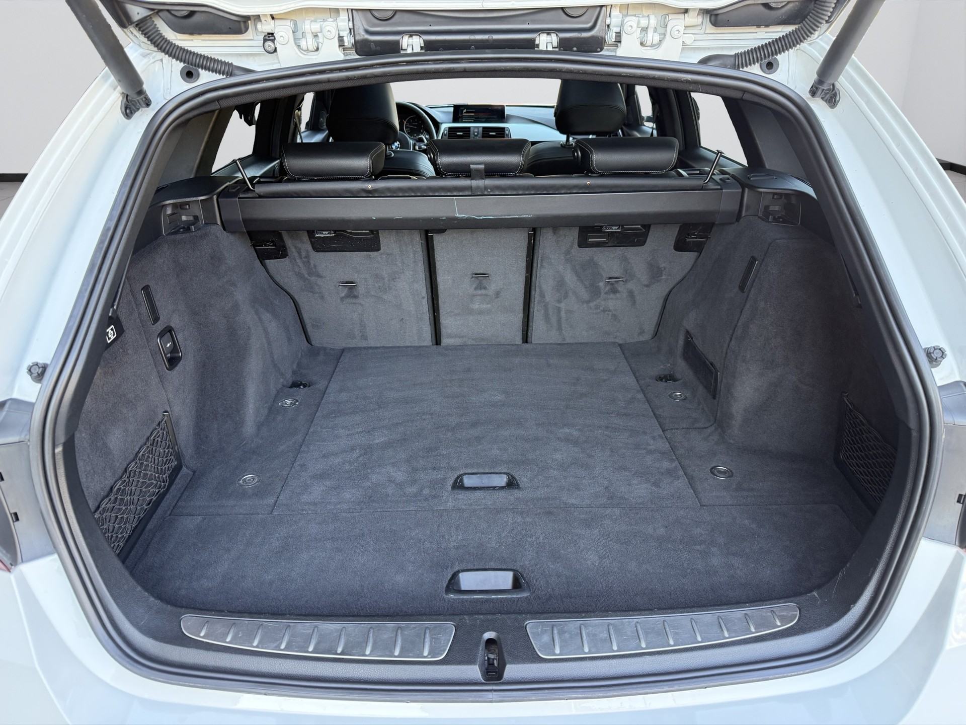 BMW 335d xDrive Touring M Sport Line Steptronic-image-15
