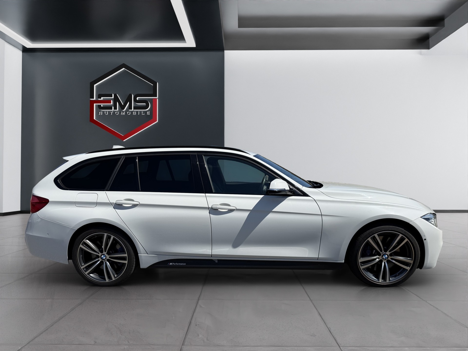 BMW 335d xDrive Touring M Sport Line Steptronic-image-5