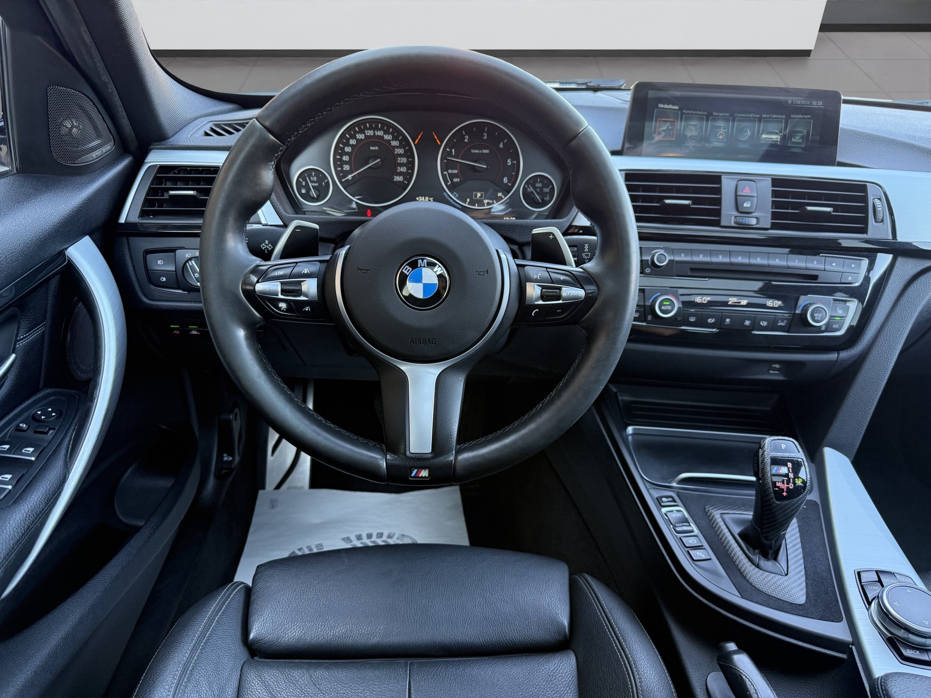 BMW 335d xDrive Touring M Sport Line Steptronic-image-13