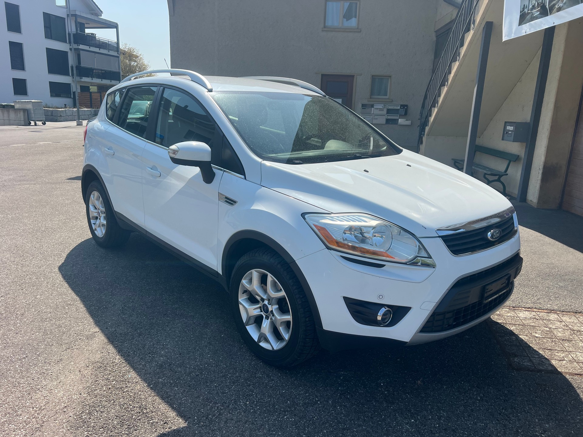 FORD Kuga 2.0 TDCi Titanium S 4WD PowerShift-image-2