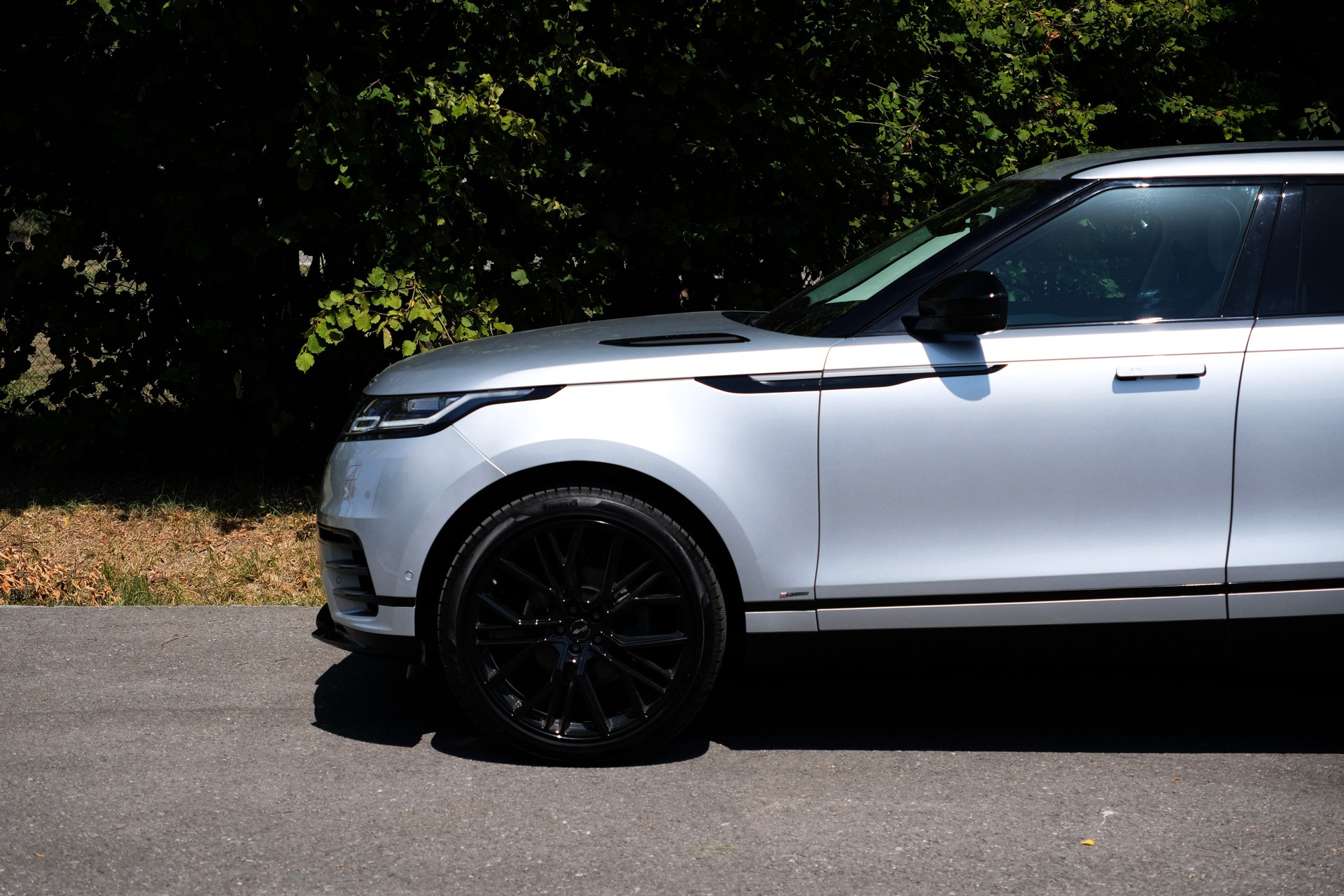 LAND ROVER Range Rover Velar R-Dynamic P 250 SE Automatic-image-5
