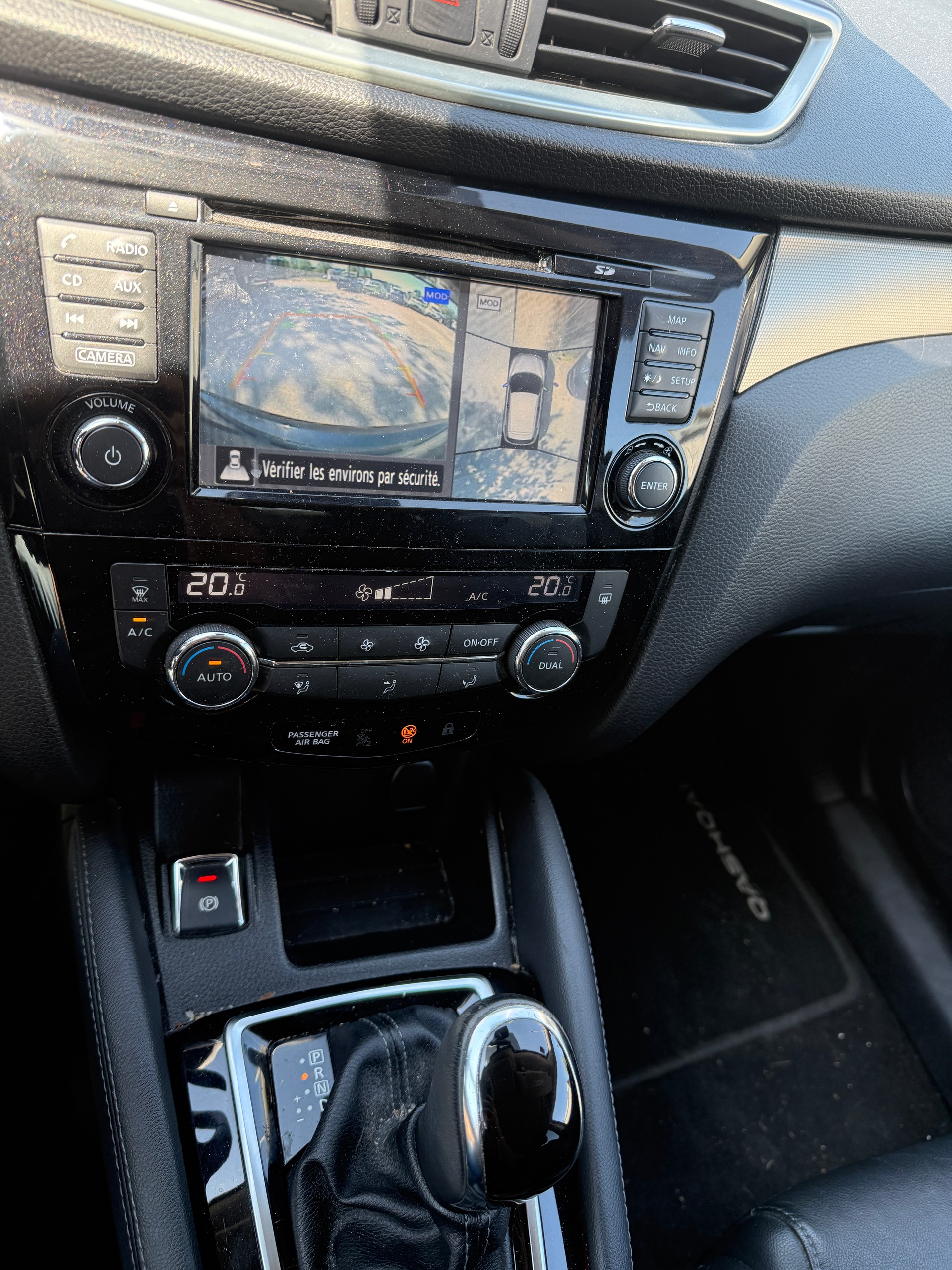 NISSAN Qashqai 1.6 dCi tekna Xtronic CVT-image-13
