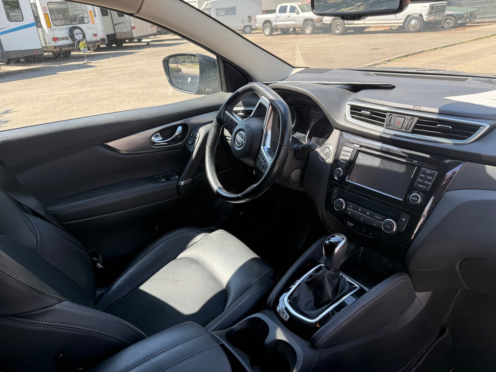 NISSAN Qashqai 1.6 dCi tekna Xtronic CVT-image-11