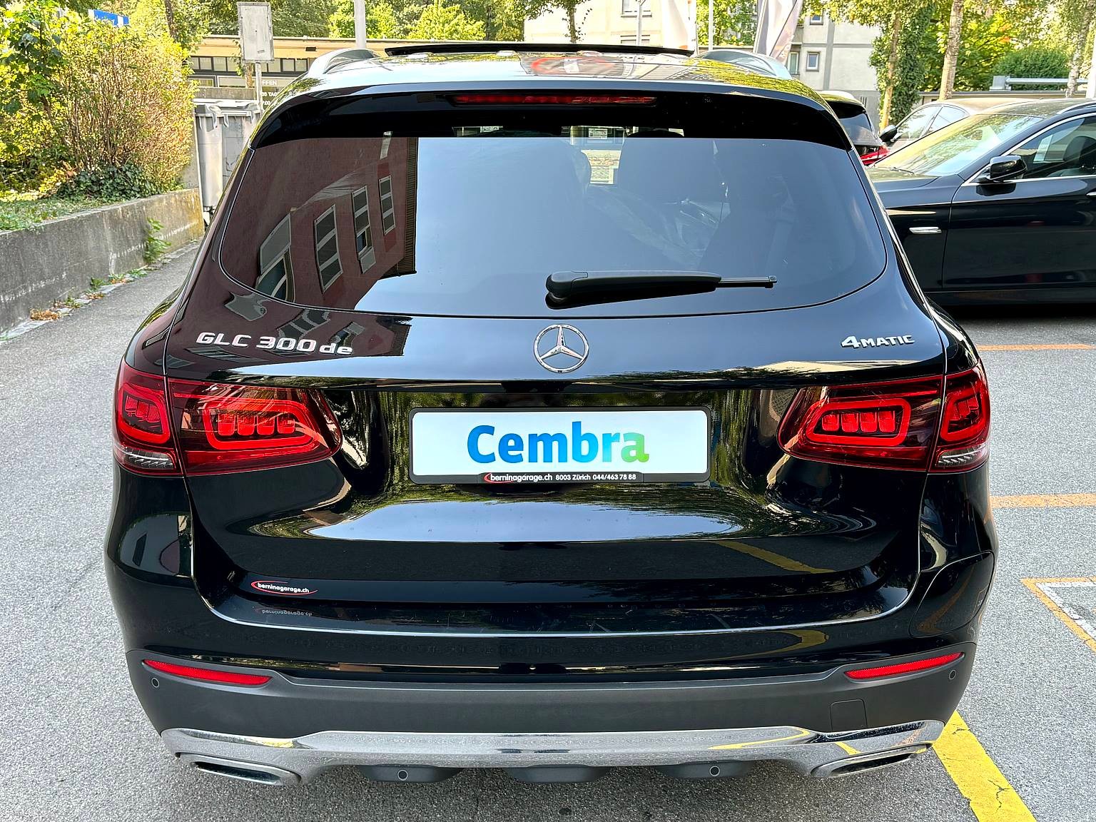 MERCEDES-BENZ GLC 300 de Off-Road 4Matic 9G-Tronic-showroom-element-2