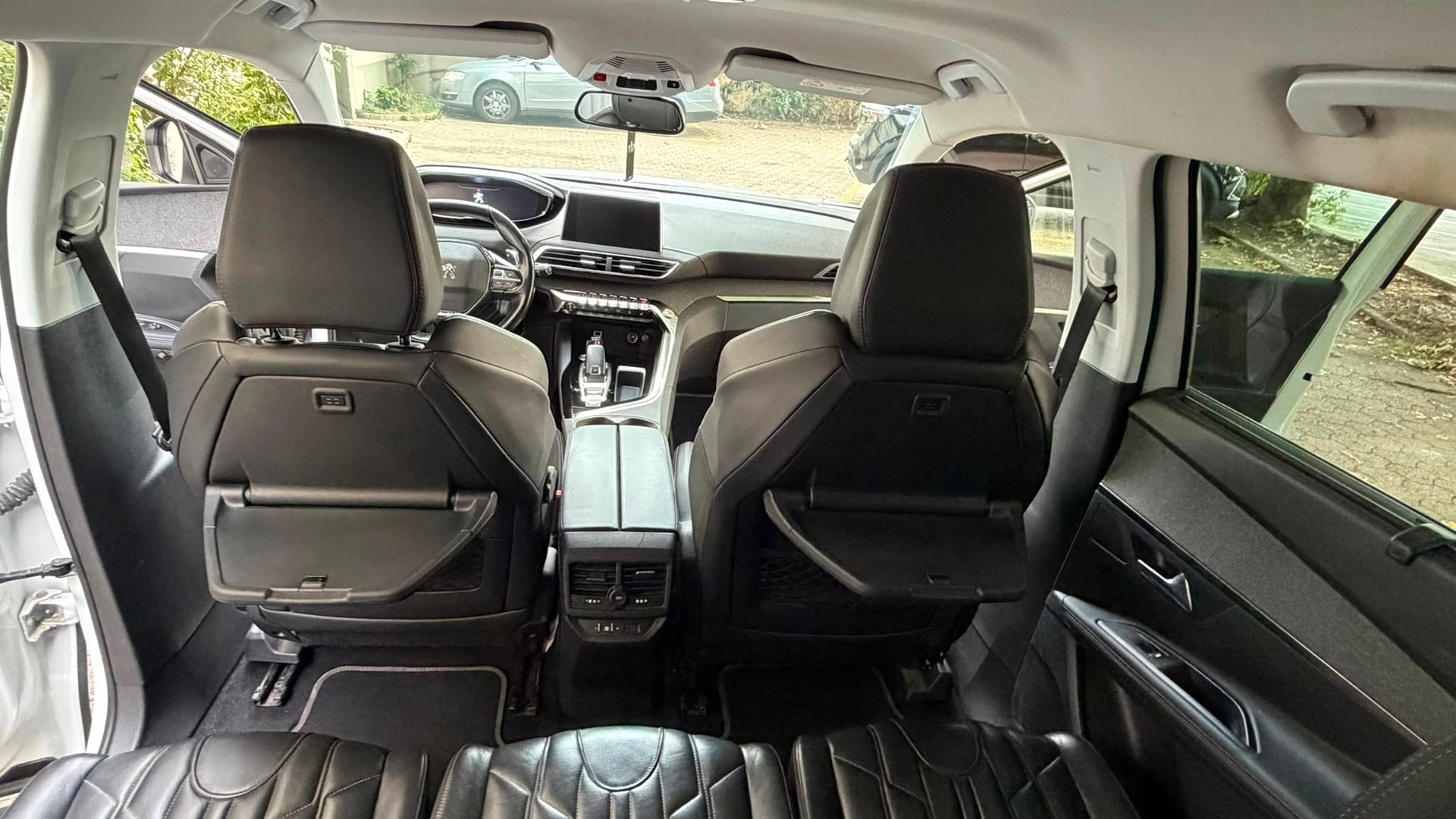 PEUGEOT Peugeot 5008 1.5HDi STT-image-2