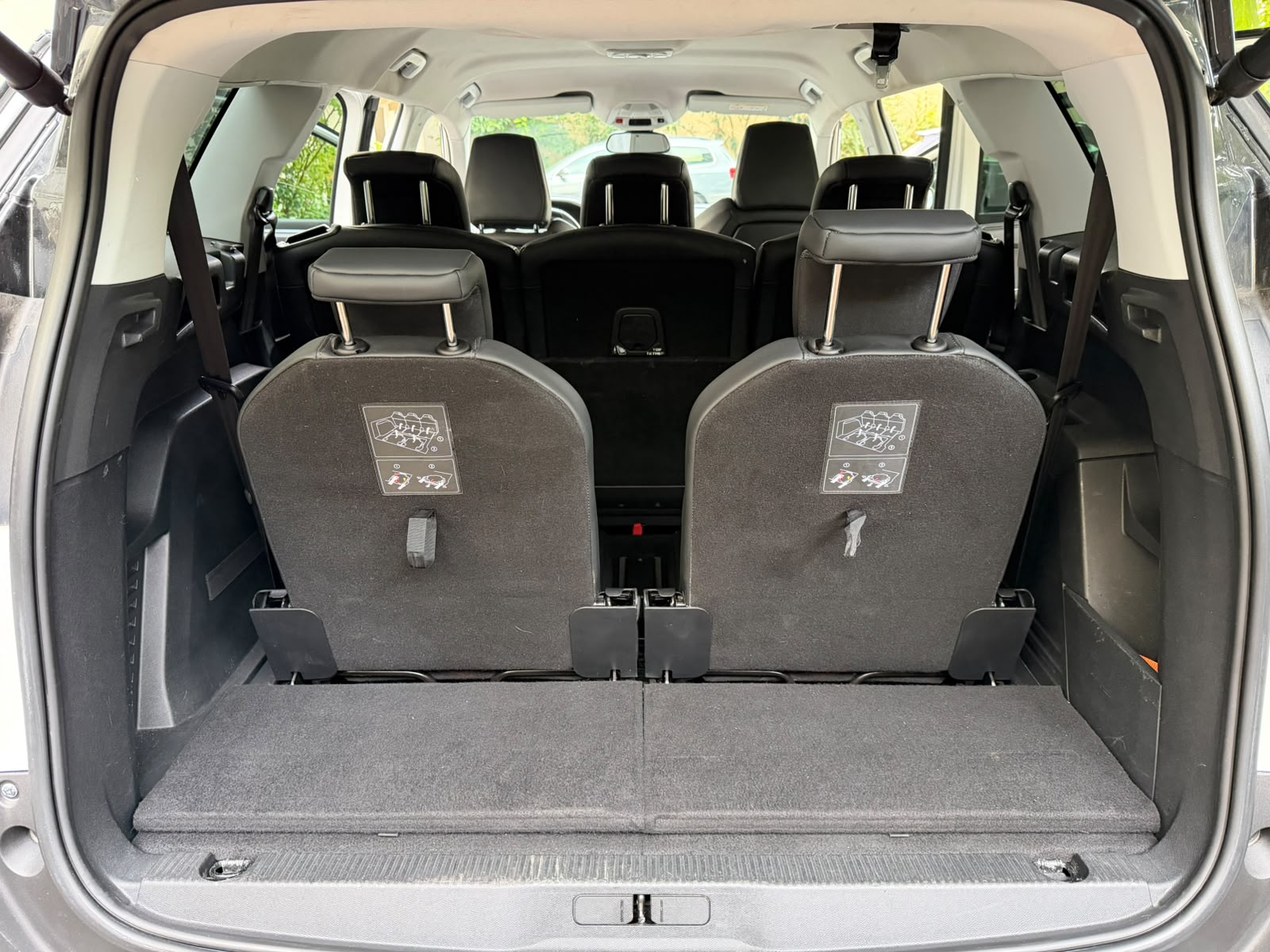 PEUGEOT Peugeot 5008 1.5HDi STT-image-4