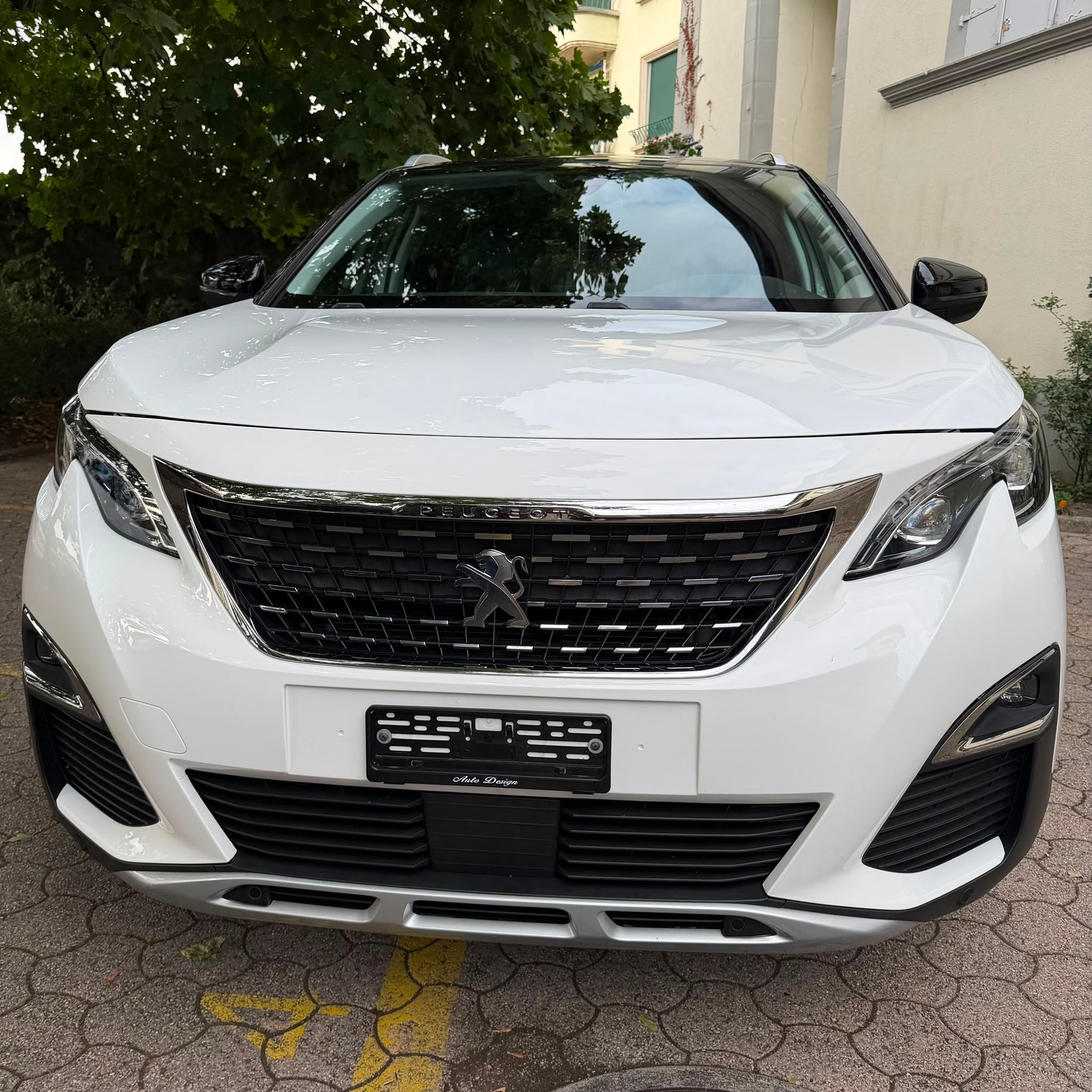 PEUGEOT Peugeot 5008 1.5HDi STT - EXPERTISÉ - 15'500.-