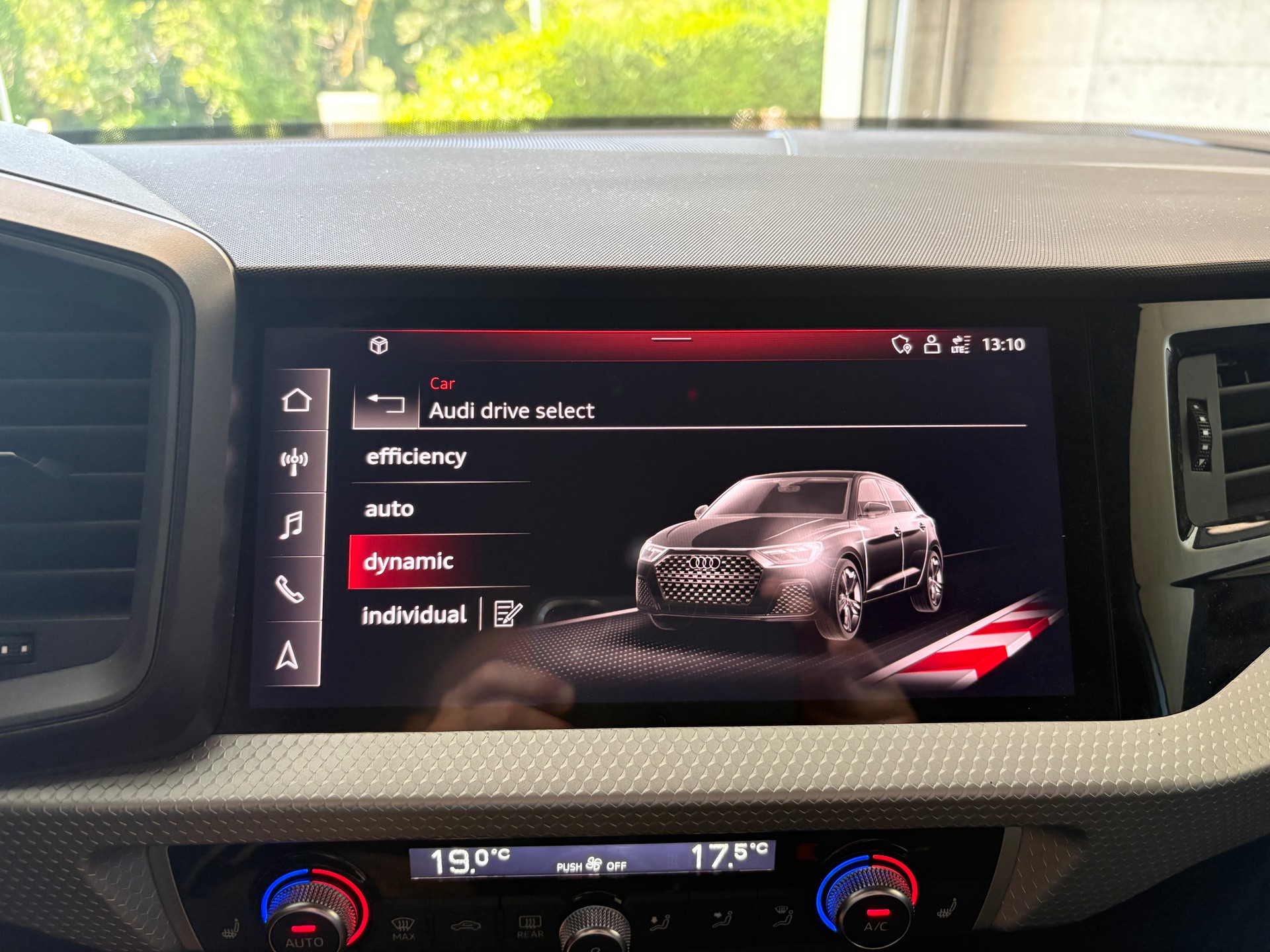 AUDI 1.5 35 TFSI S-Tronic-image-16