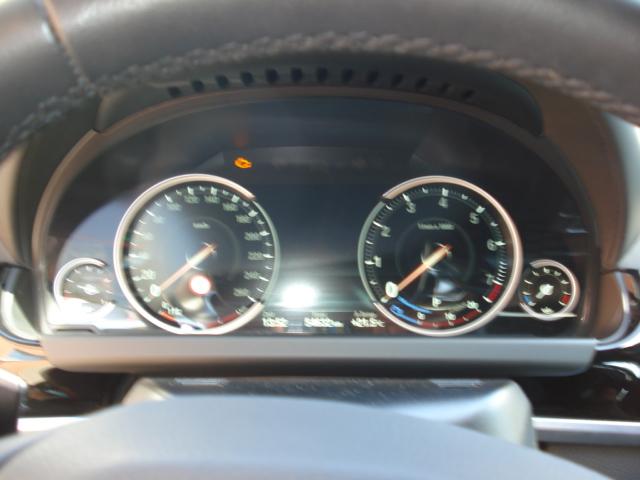 BMW 650i xDrive Coupé-image-6