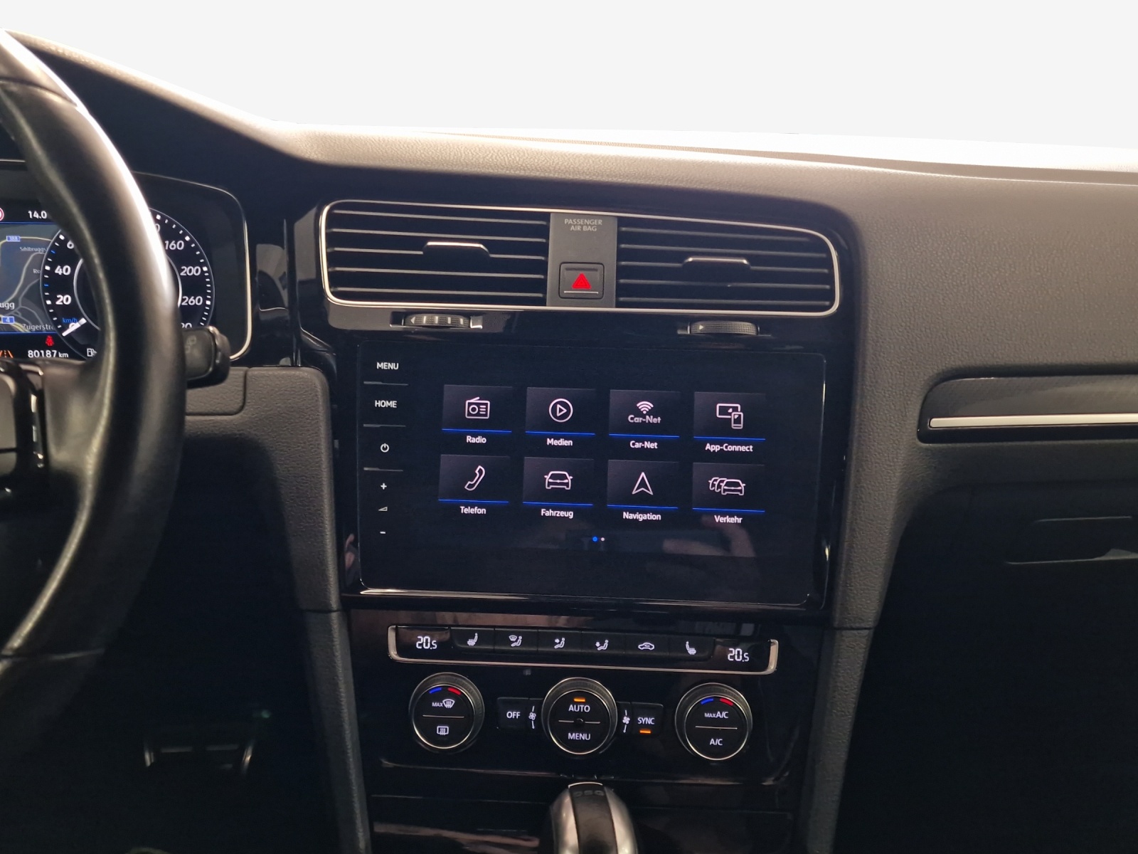 VW Golf 2.0 TSI R 4Motion DSG-image-10