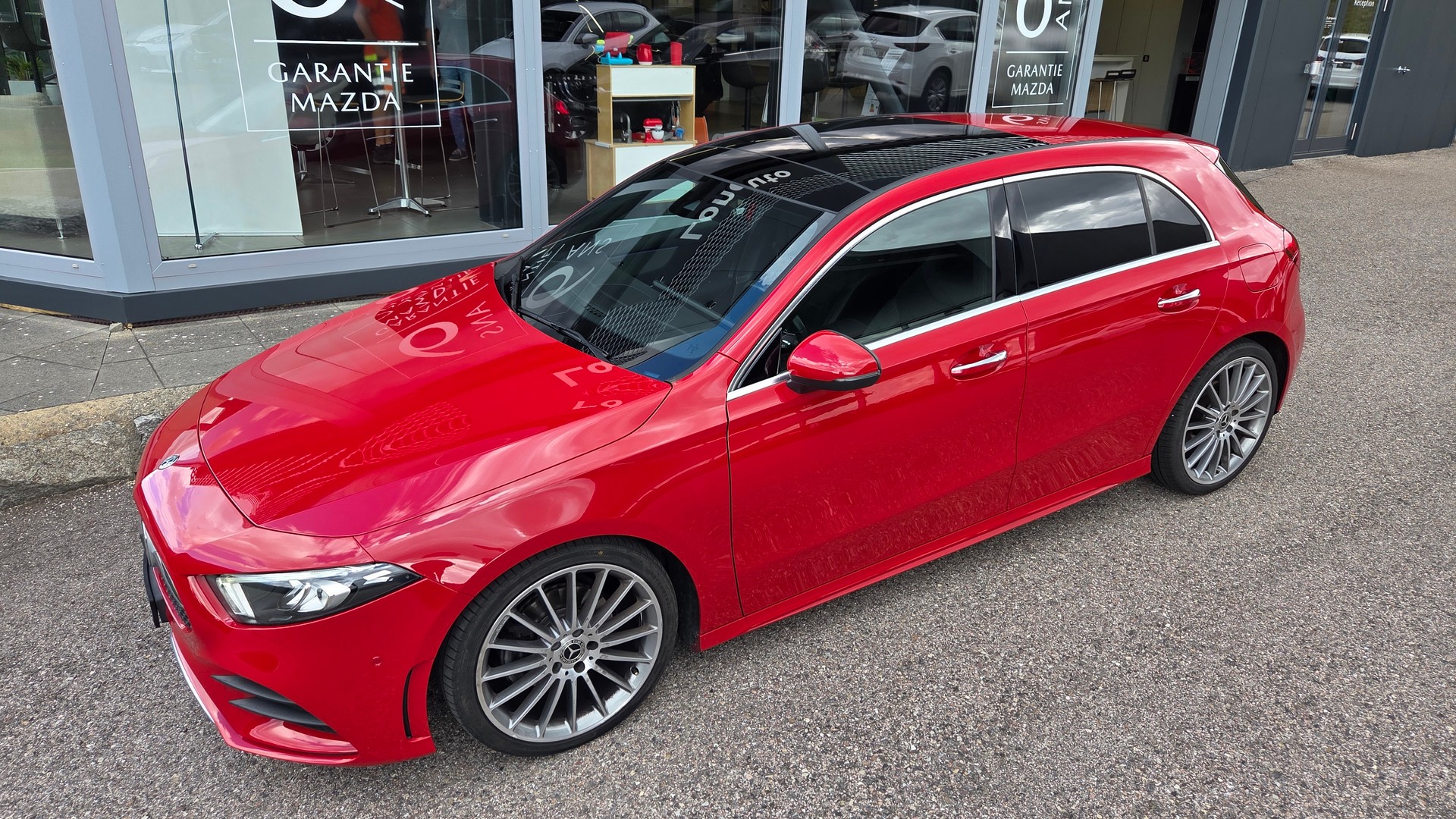 MERCEDES-BENZ A 180 AMG Line 7G-DCT-image-7