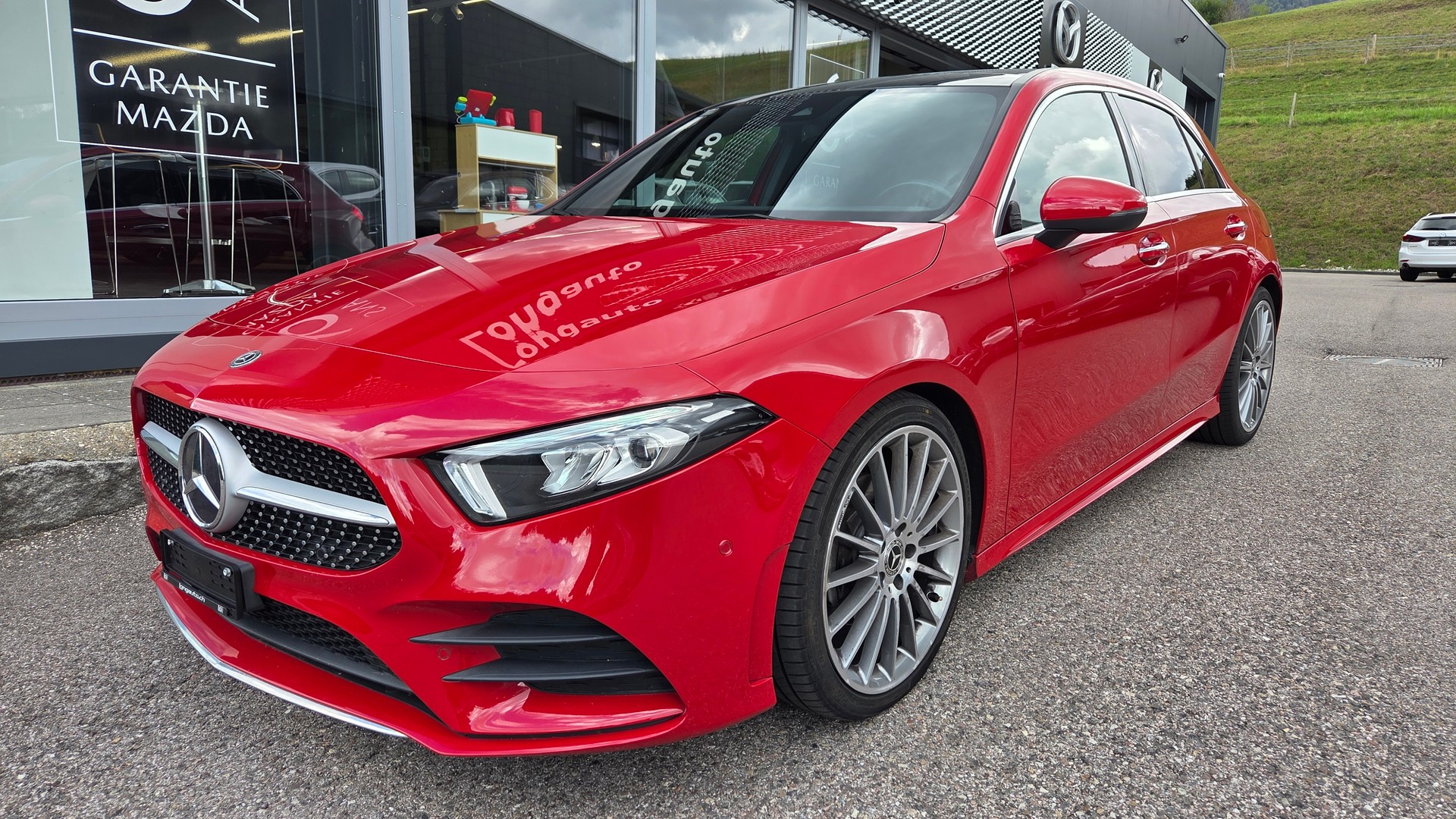 MERCEDES-BENZ A 180 AMG Line 7G-DCT-image-1