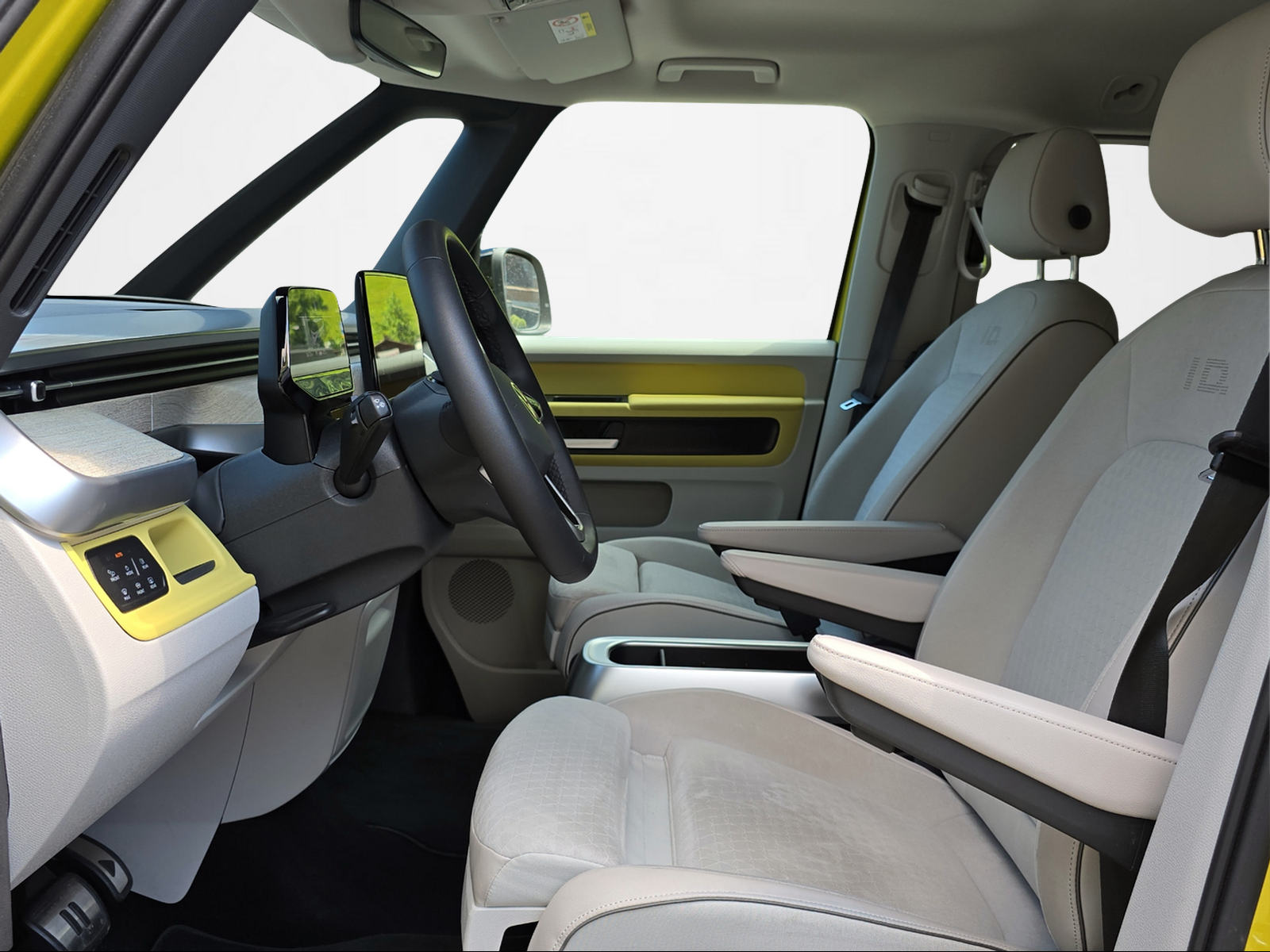 VW ID.Buzz Bus 77kWh Pro-image-8