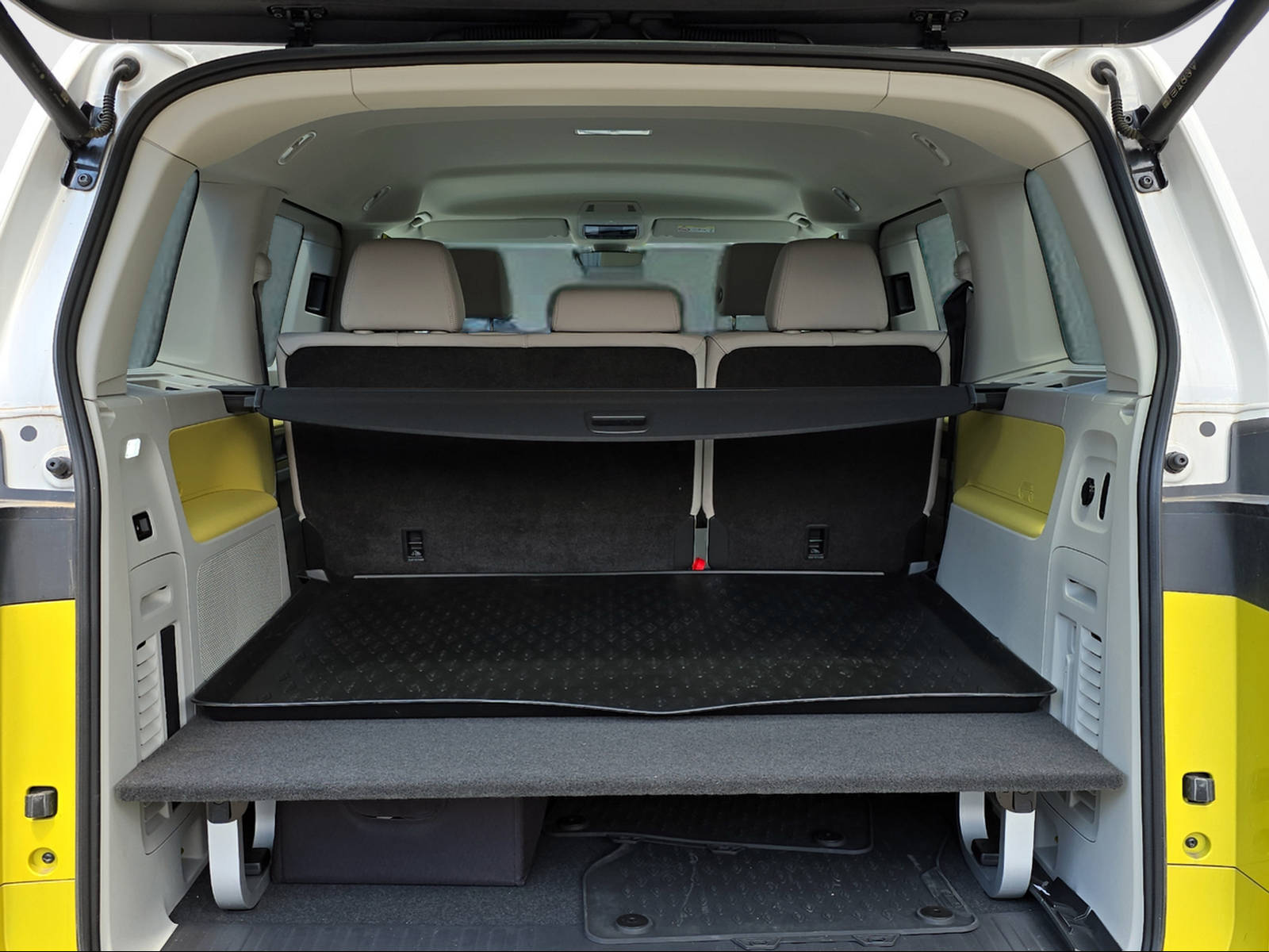 VW ID.Buzz Bus 77kWh Pro-image-5